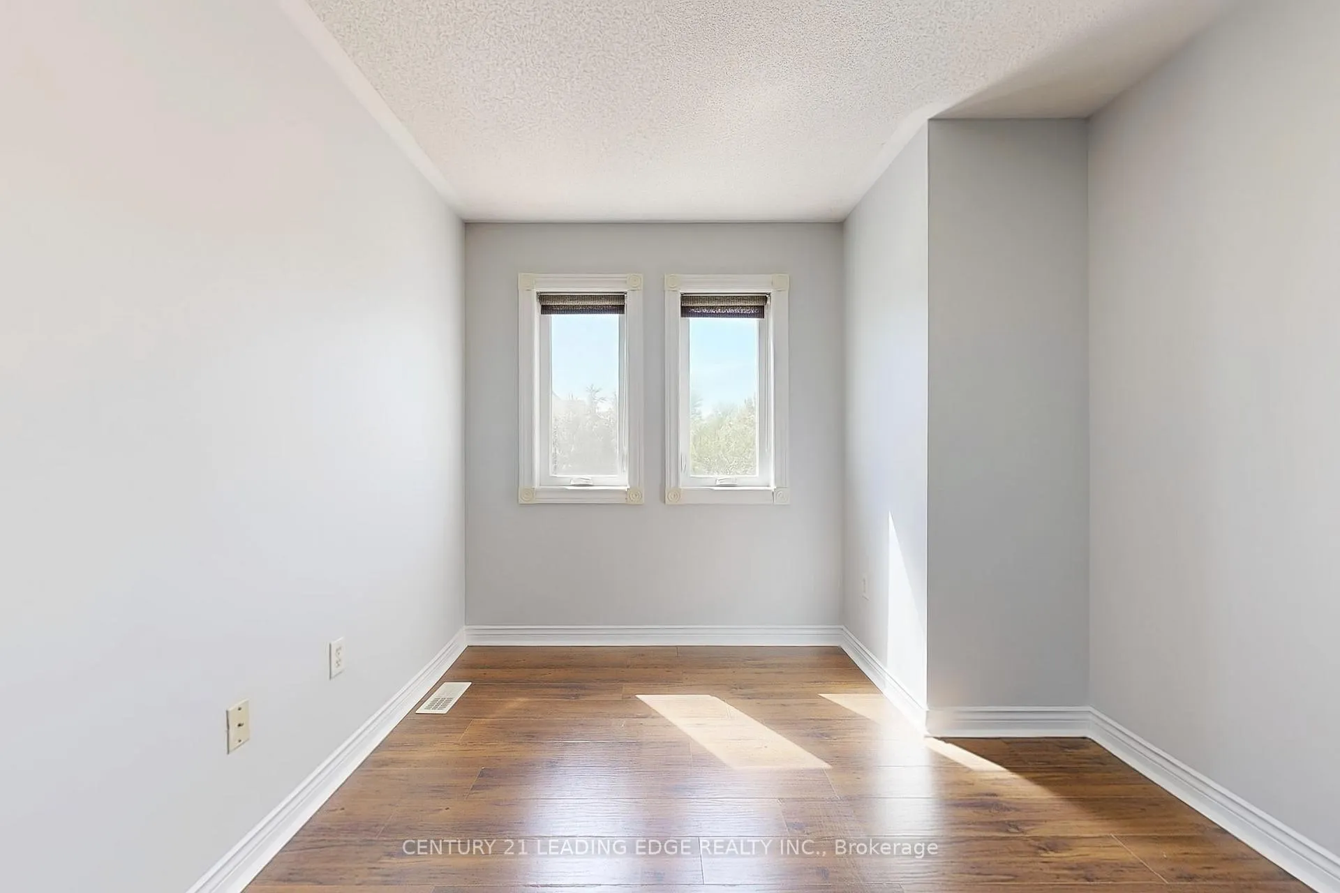 Photo 33 of 58 Redkey Drive, Markham, Milliken Mills East — HOMEH