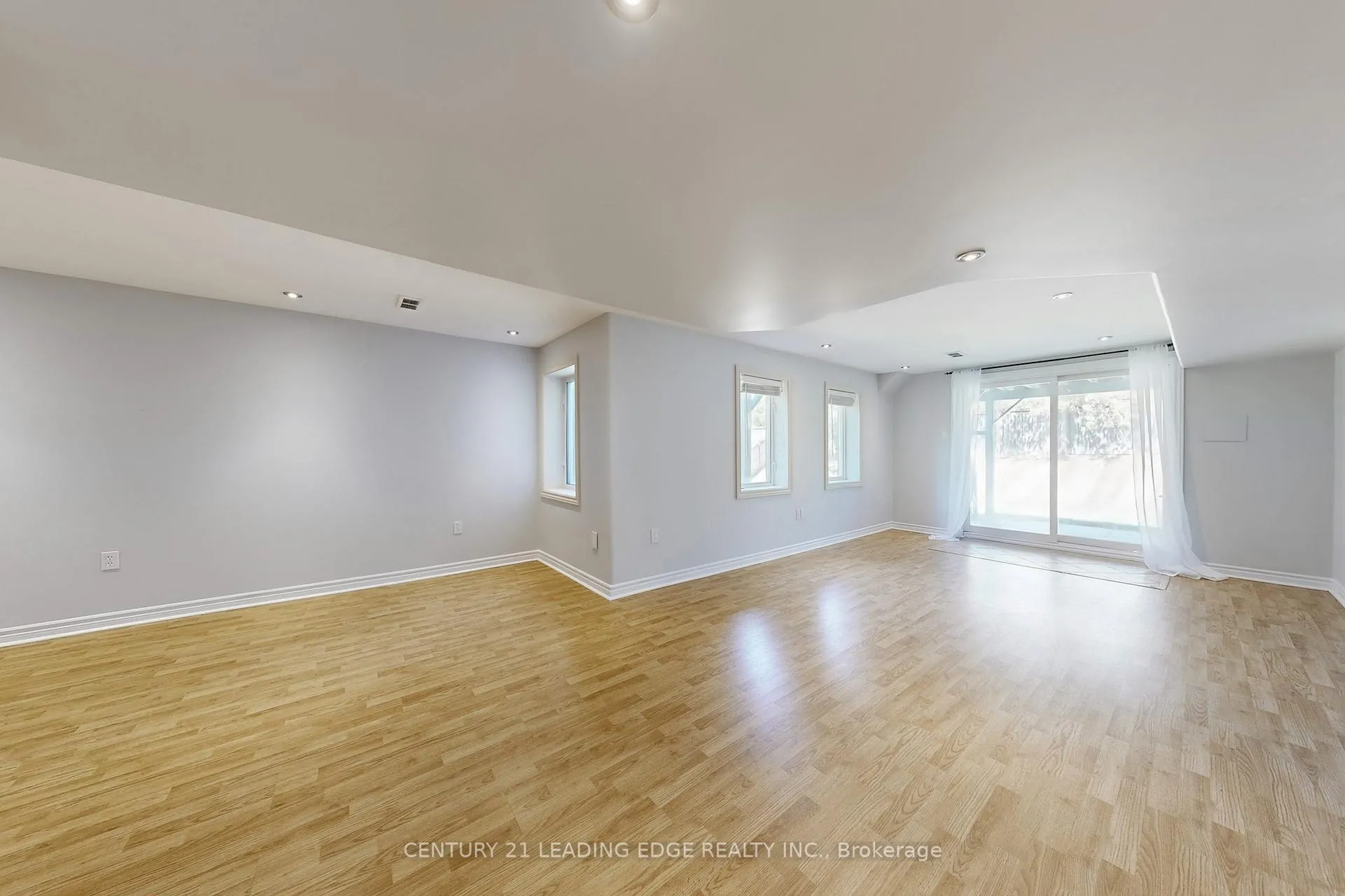 Photo 34 of 58 Redkey Drive, Markham, Milliken Mills East — HOMEH