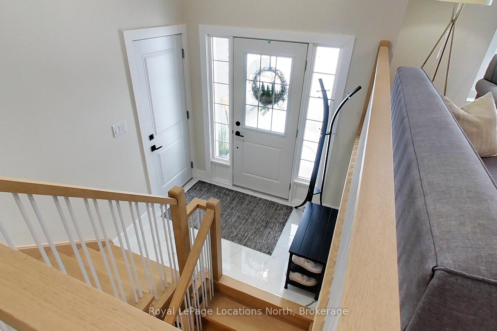 Photo 2 of 19 Gordon Crescent, Meaford — HOMEH