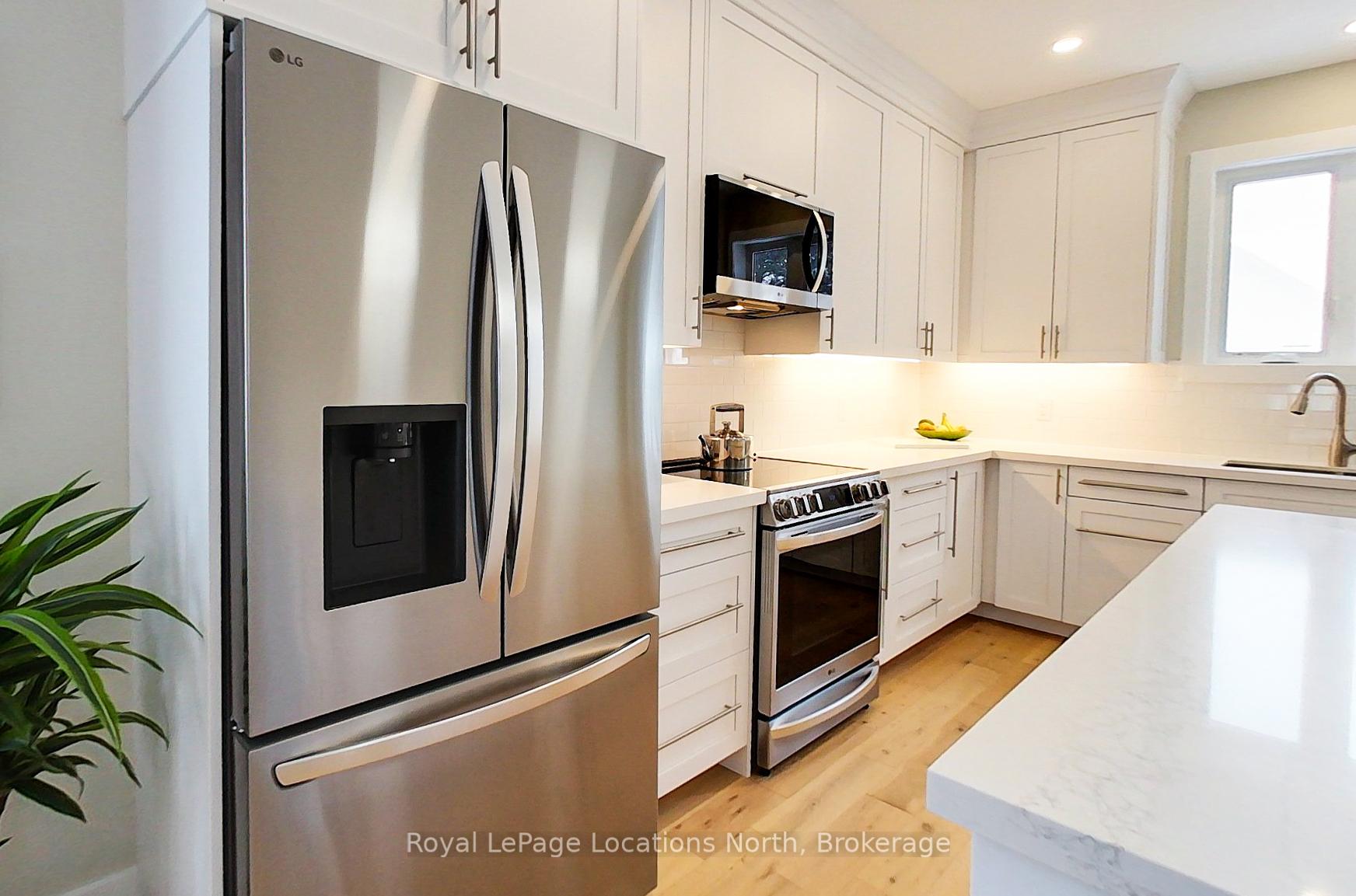 Photo 11 of 19 Gordon Crescent, Meaford — HOMEH