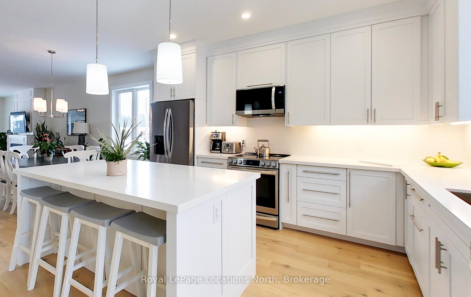 Photo 14 of 19 Gordon Crescent, Meaford — HOMEH