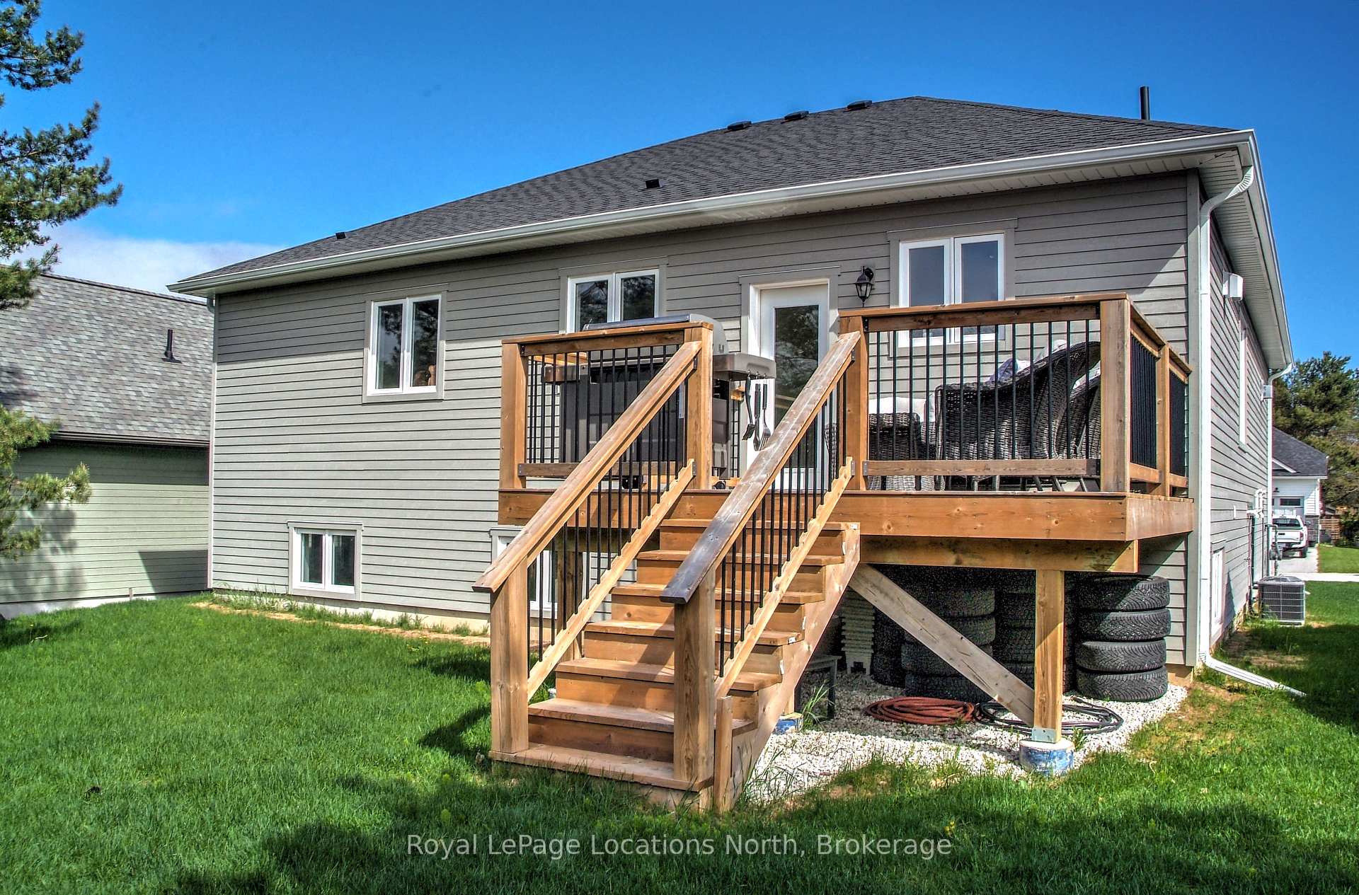 Photo 39 of 19 Gordon Crescent, Meaford — HOMEH