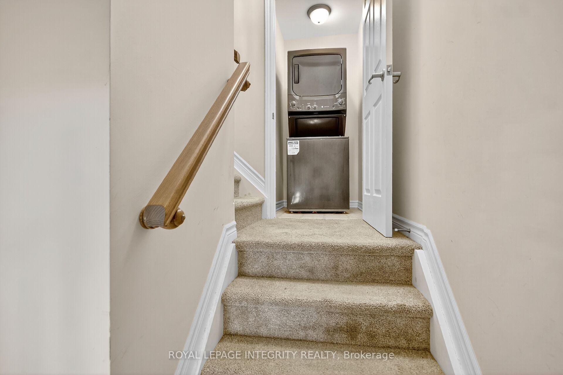 Photo 6 of 96 Feathertop Lane S, Ottawa, Kanata - Emerald Meadows/Trailwest — HOMEH