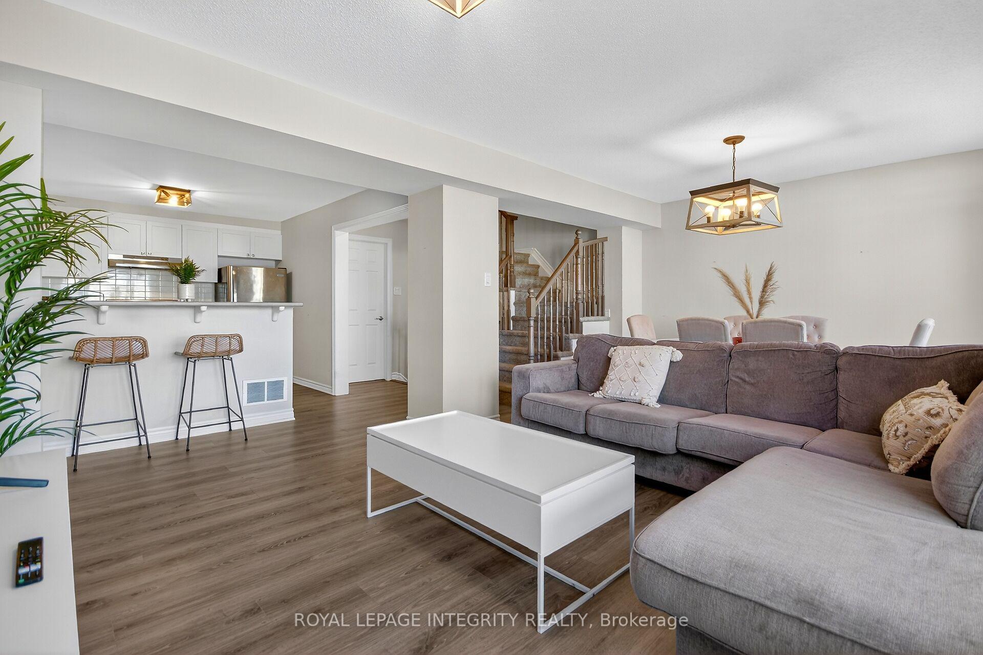 Photo 12 of 96 Feathertop Lane S, Ottawa, Kanata - Emerald Meadows/Trailwest — HOMEH