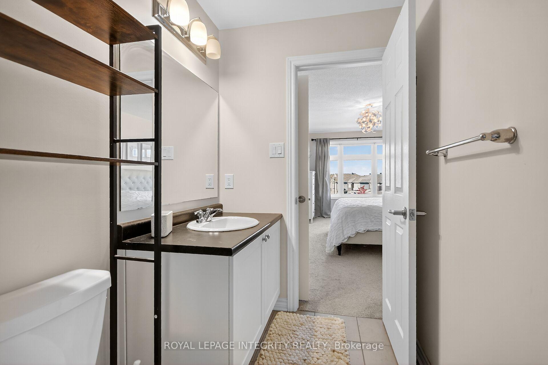 Photo 19 of 96 Feathertop Lane S, Ottawa, Kanata - Emerald Meadows/Trailwest — HOMEH