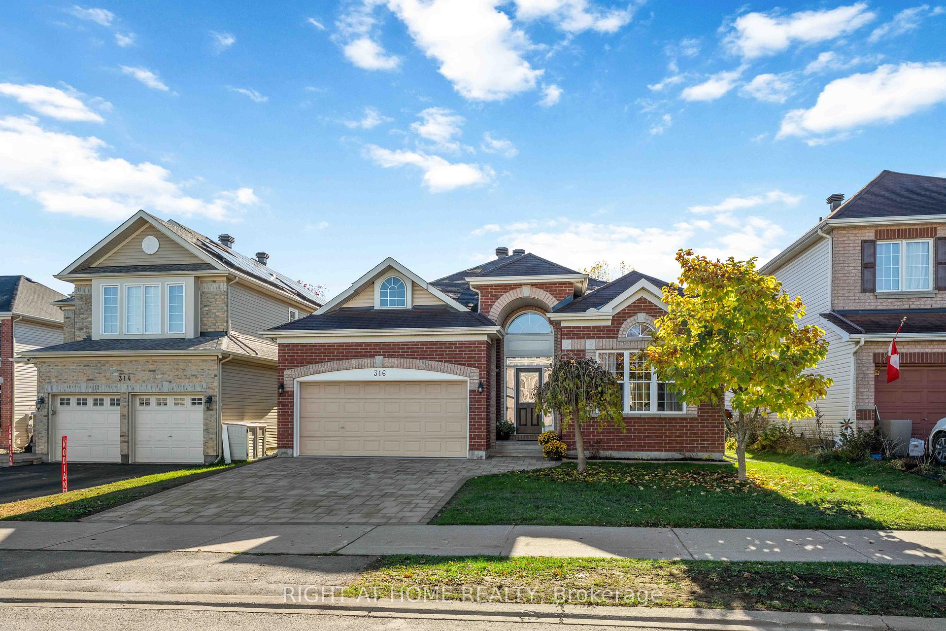 Photo 1 of 316 Maxwell Bridge Road, Ottawa, Kanata - Morgan's Grant/South March — HOMEH