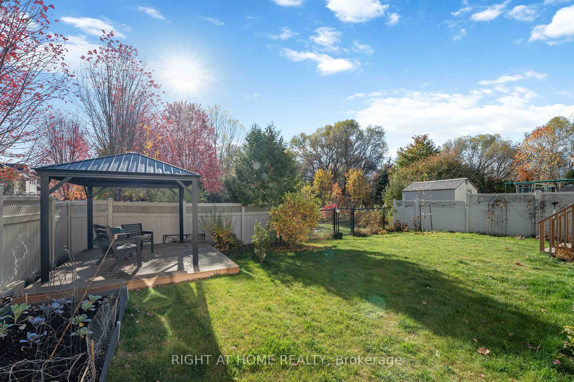 Photo 3 of 316 Maxwell Bridge Road, Ottawa, Kanata - Morgan's Grant/South March — HOMEH