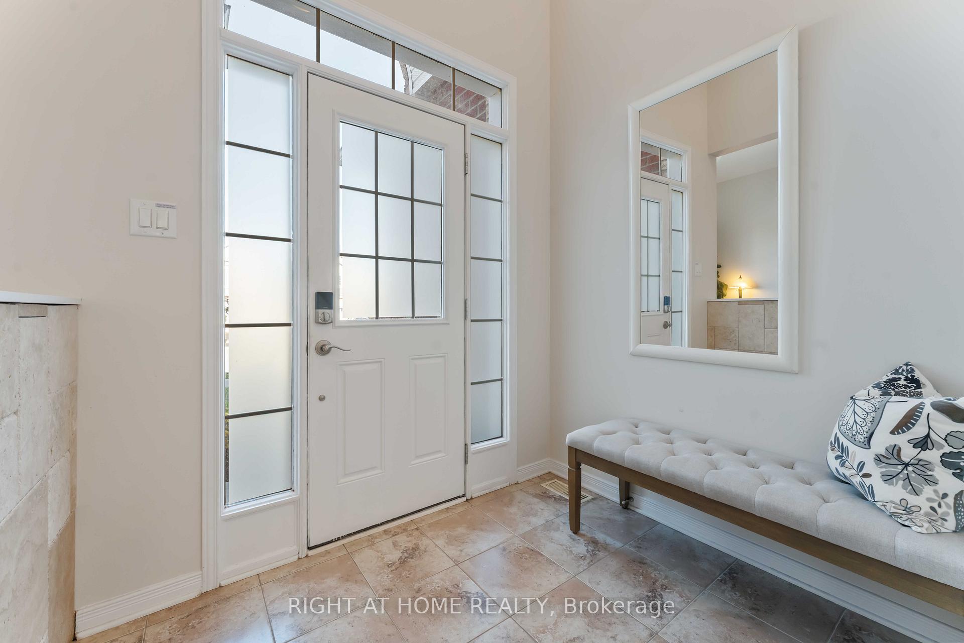 Photo 4 of 316 Maxwell Bridge Road, Ottawa, Kanata - Morgan's Grant/South March — HOMEH