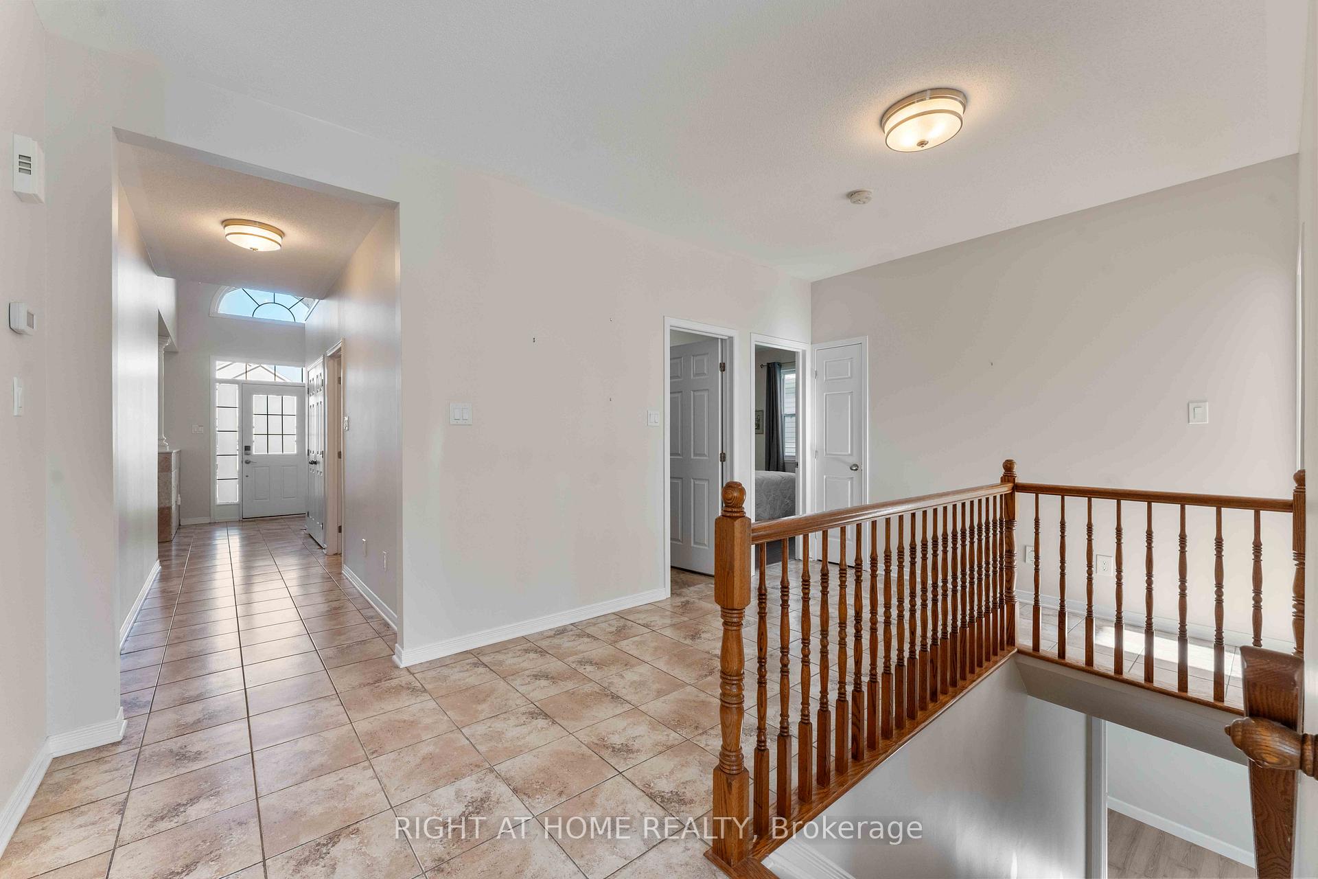 Photo 13 of 316 Maxwell Bridge Road, Ottawa, Kanata - Morgan's Grant/South March — HOMEH