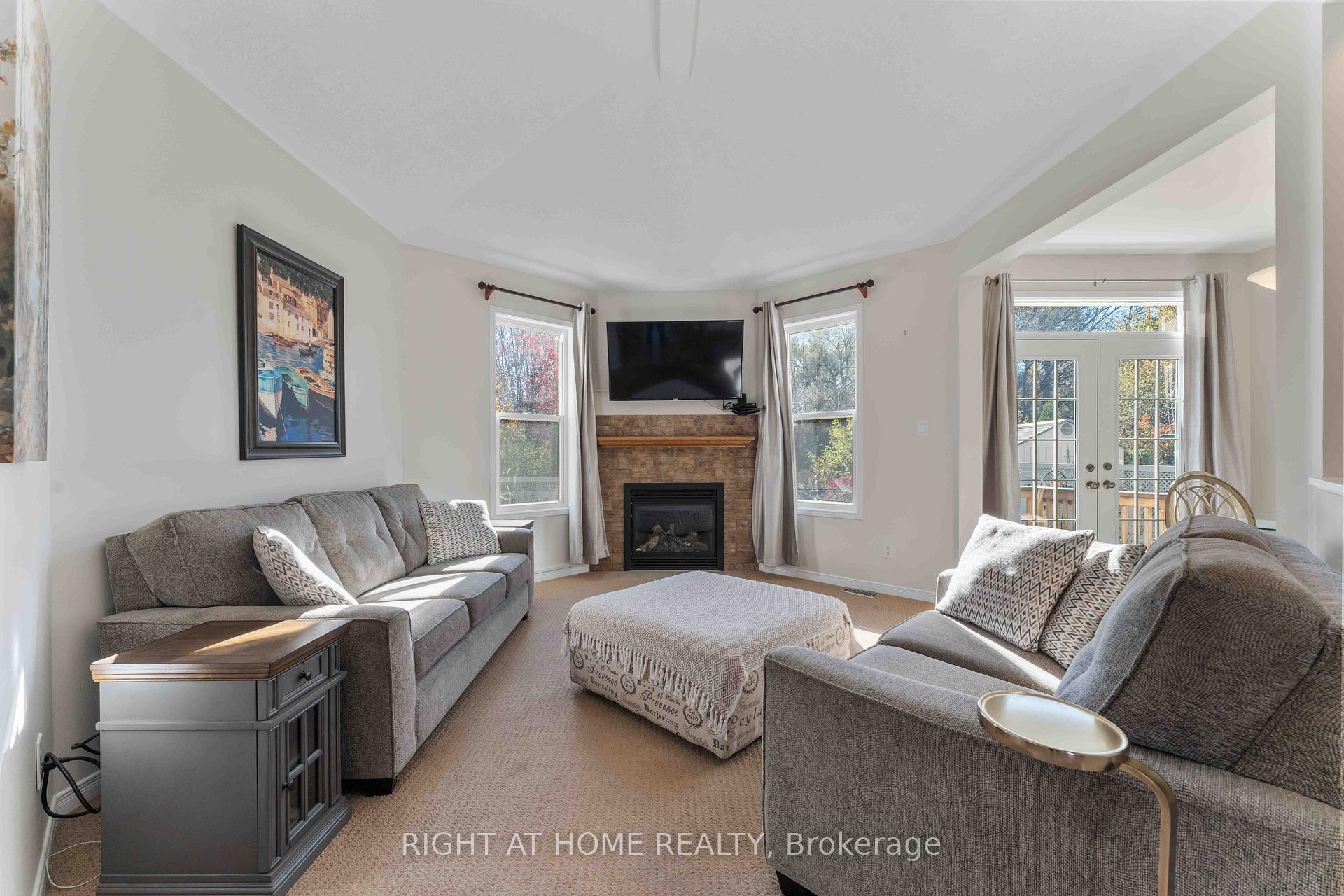 Photo 15 of 316 Maxwell Bridge Road, Ottawa, Kanata - Morgan's Grant/South March — HOMEH