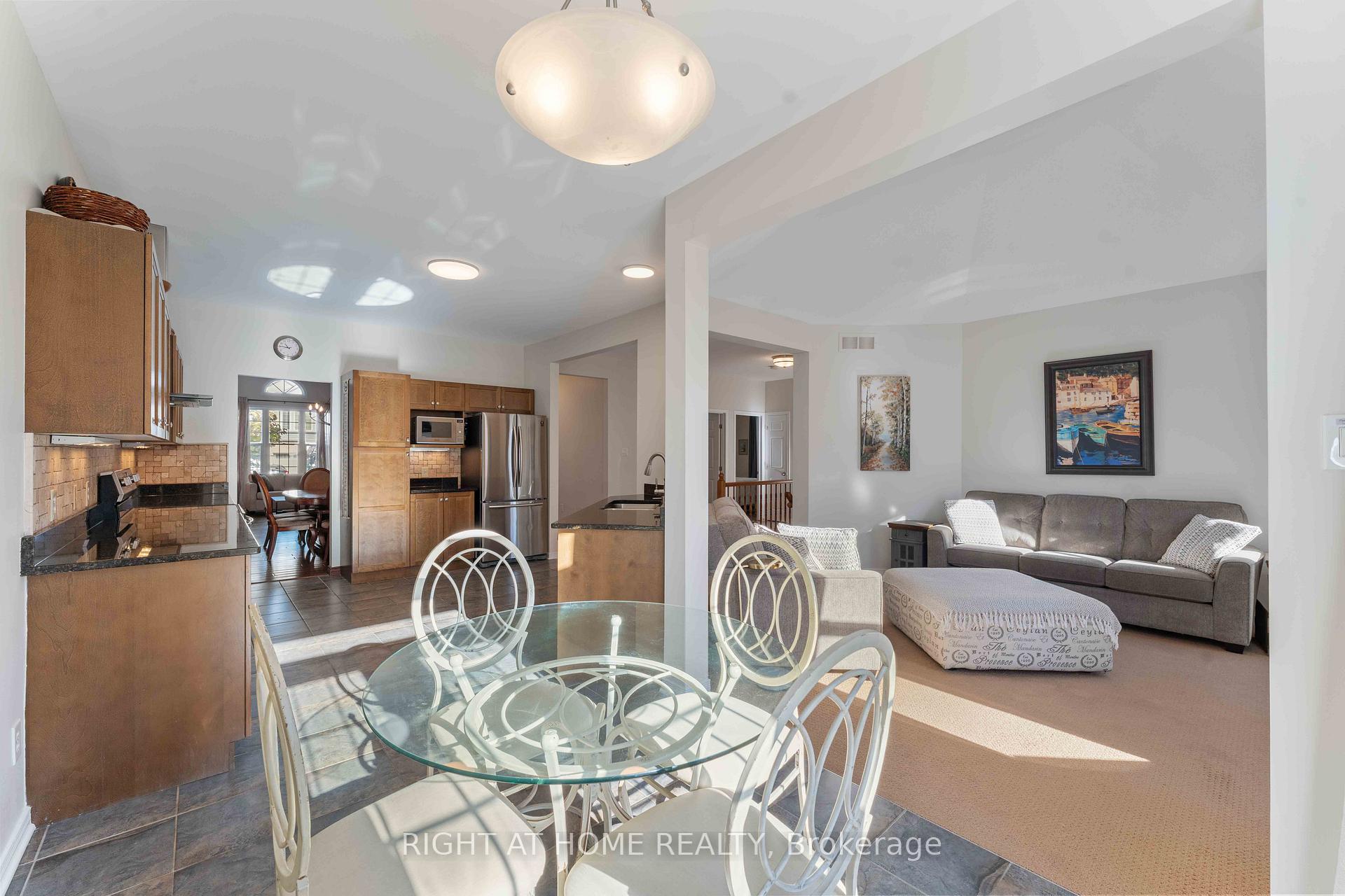 Photo 19 of 316 Maxwell Bridge Road, Ottawa, Kanata - Morgan's Grant/South March — HOMEH