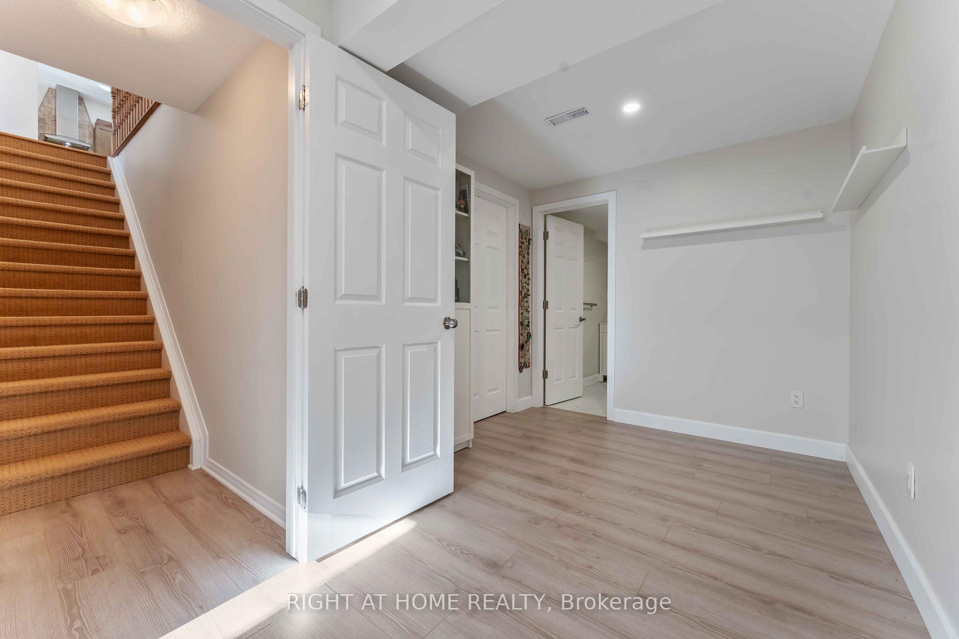 Photo 29 of 316 Maxwell Bridge Road, Ottawa, Kanata - Morgan's Grant/South March — HOMEH