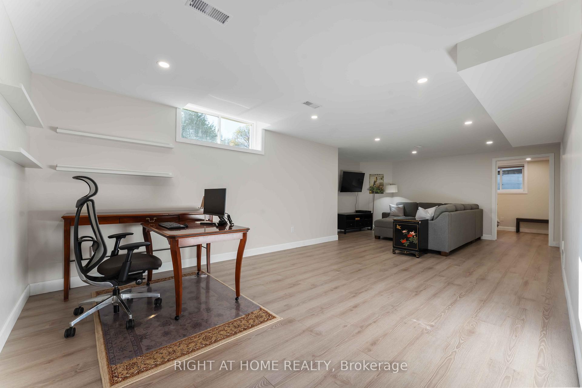 Photo 30 of 316 Maxwell Bridge Road, Ottawa, Kanata - Morgan's Grant/South March — HOMEH