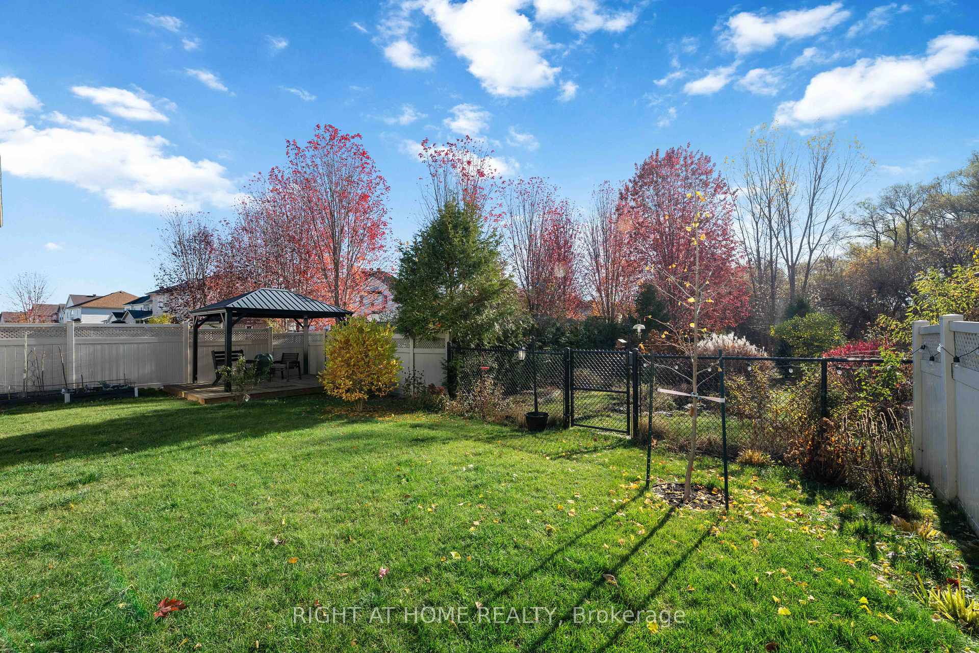 Photo 36 of 316 Maxwell Bridge Road, Ottawa, Kanata - Morgan's Grant/South March — HOMEH