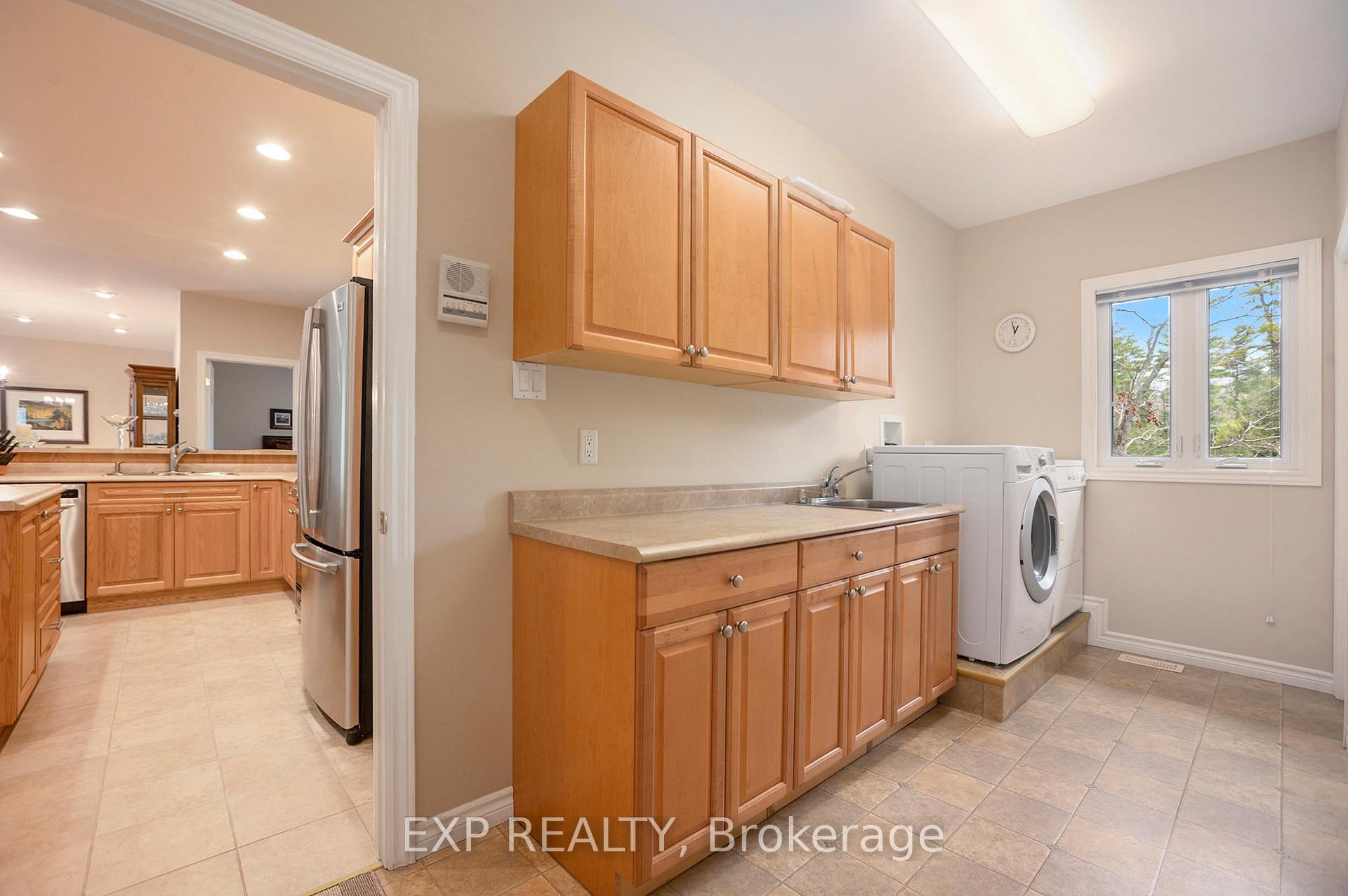 Photo 10 of 544 Lakeshore Road, Lanark Highlands, Lanark Highlands (Darling) Twp — HOMEH