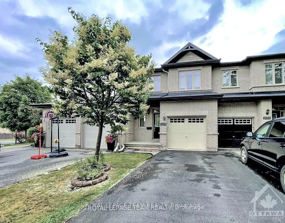 Front of 1070 Ottenbrite Crescent