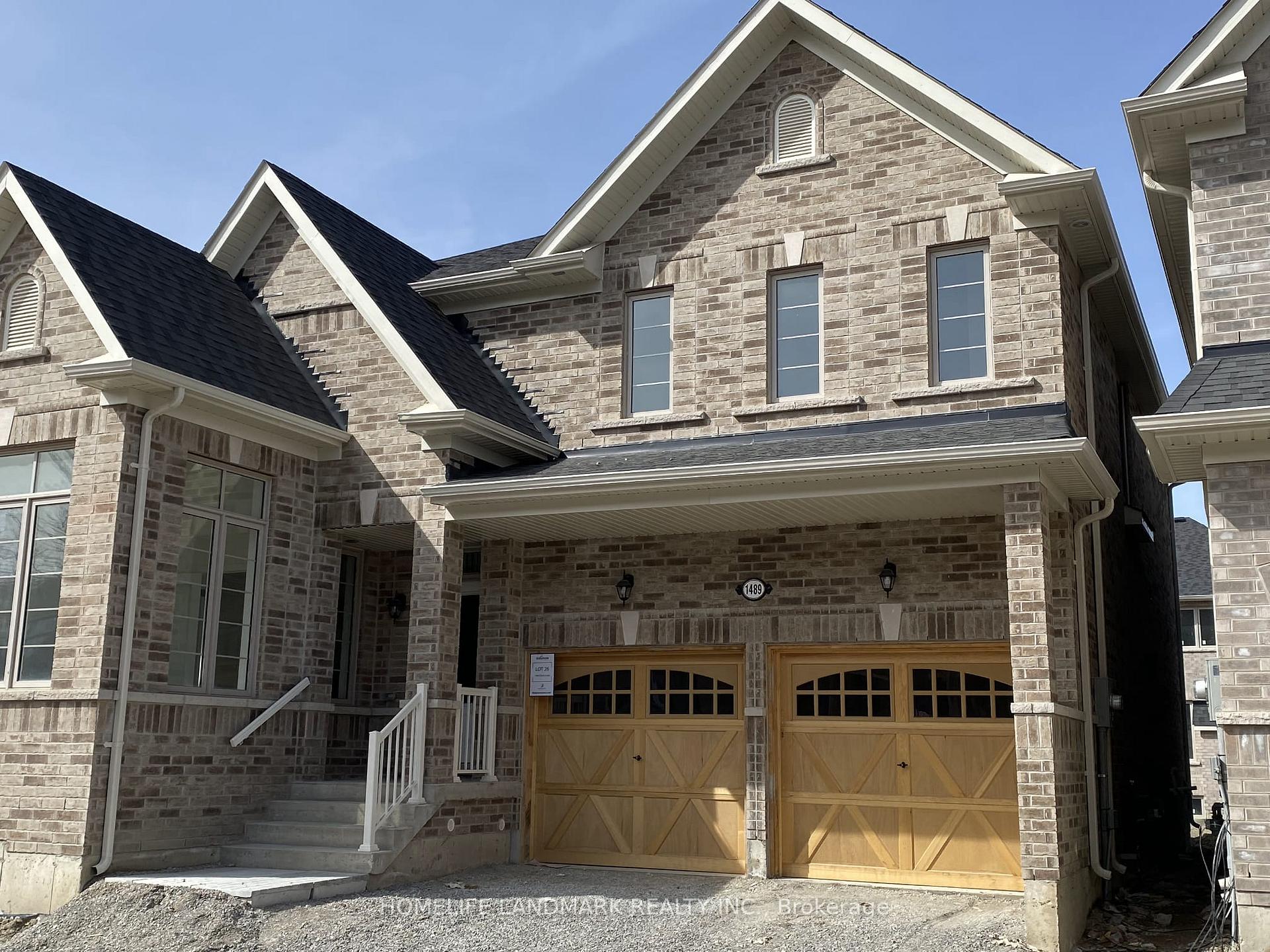 Photo 2 of 1489 Davis Loop Circle, Innisfil, Lefroy — HOMEH