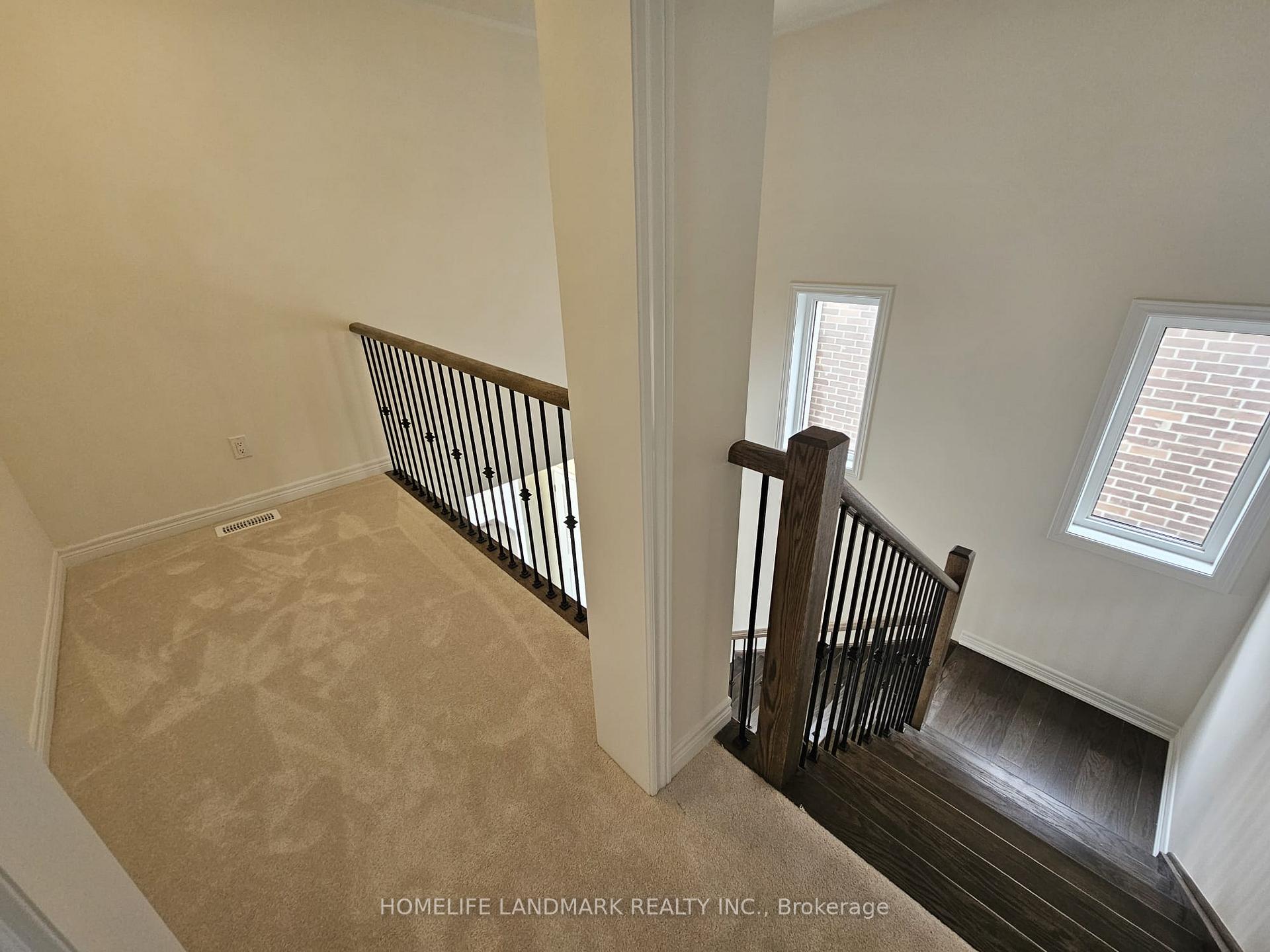 Photo 12 of 1489 Davis Loop Circle, Innisfil, Lefroy — HOMEH