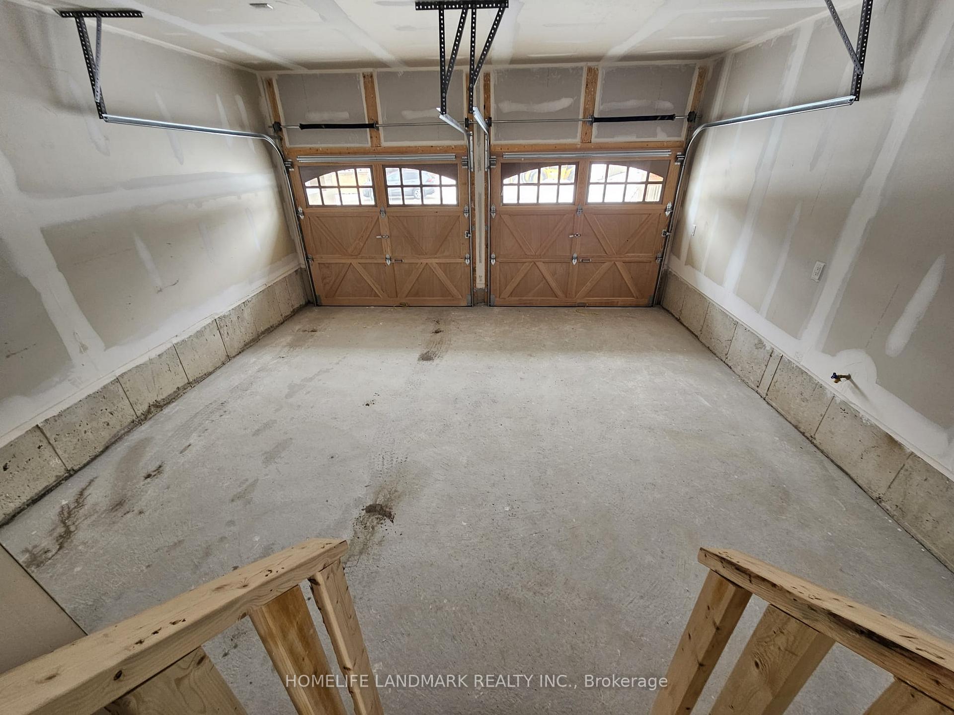 Photo 27 of 1489 Davis Loop Circle, Innisfil, Lefroy — HOMEH