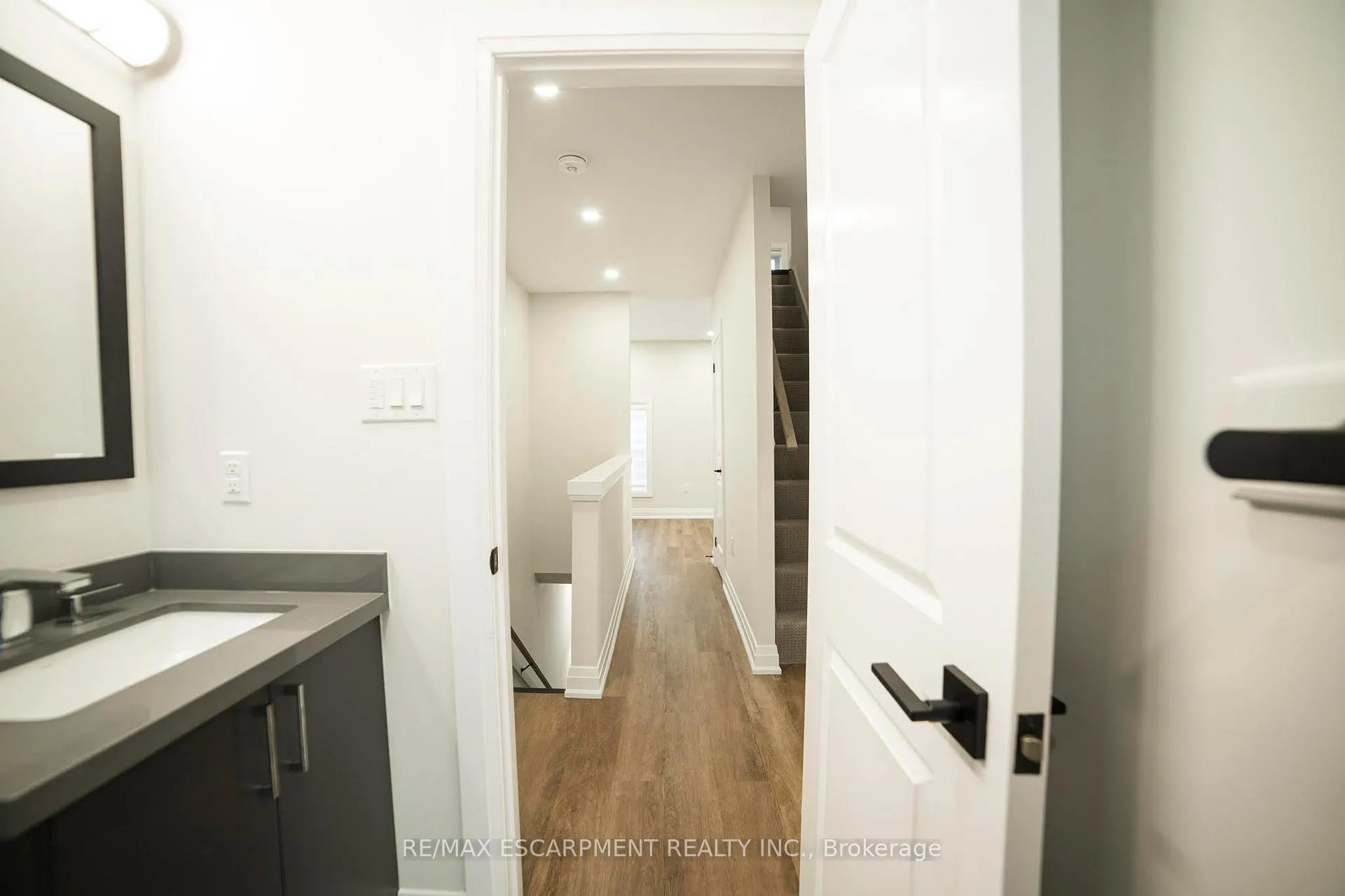 Photo 7 of Unit 1, 265 Robert Street, Hamilton, Landsdale — HOMEH