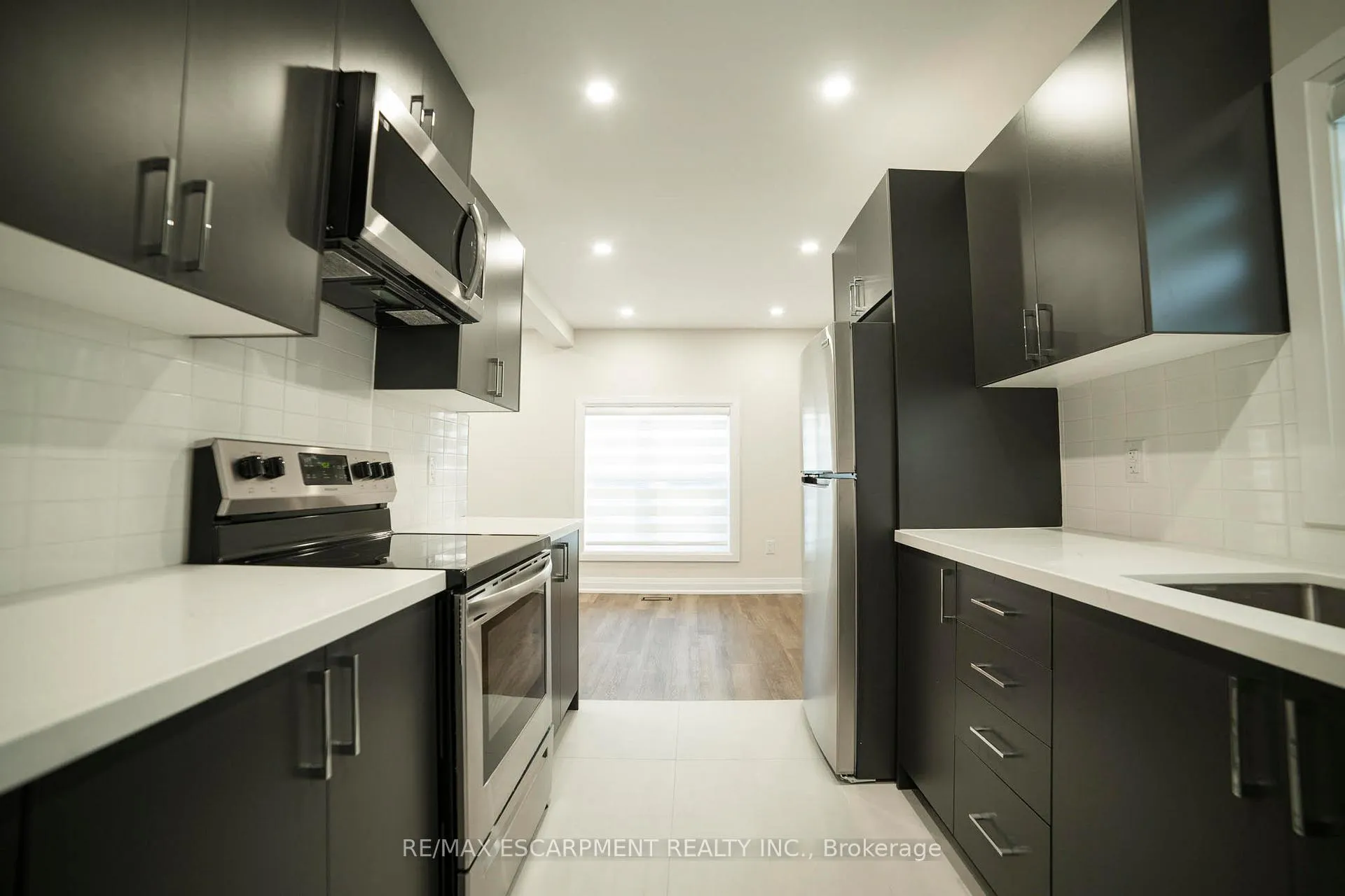 Photo 8 of Unit 1, 265 Robert Street, Hamilton, Landsdale — HOMEH