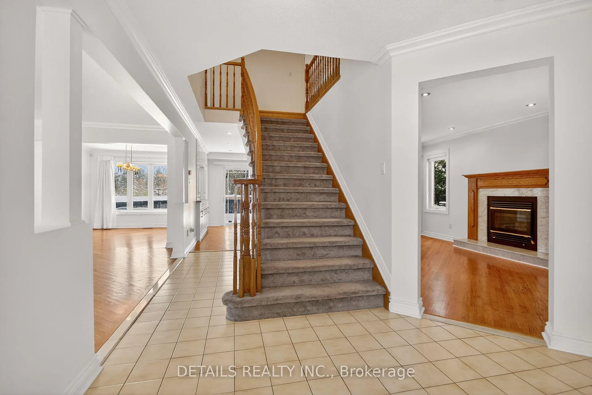 Photo 4 of 41 Weslock Way, Ottawa, Kanata - Kanata Lakes/Heritage Hills — HOMEH