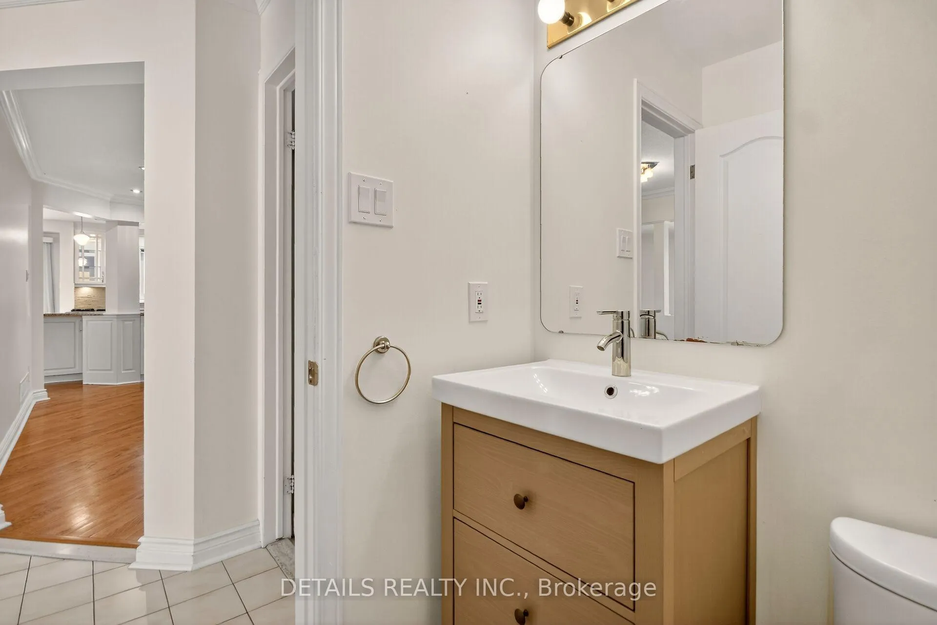 Photo 11 of 41 Weslock Way, Ottawa, Kanata - Kanata Lakes/Heritage Hills — HOMEH