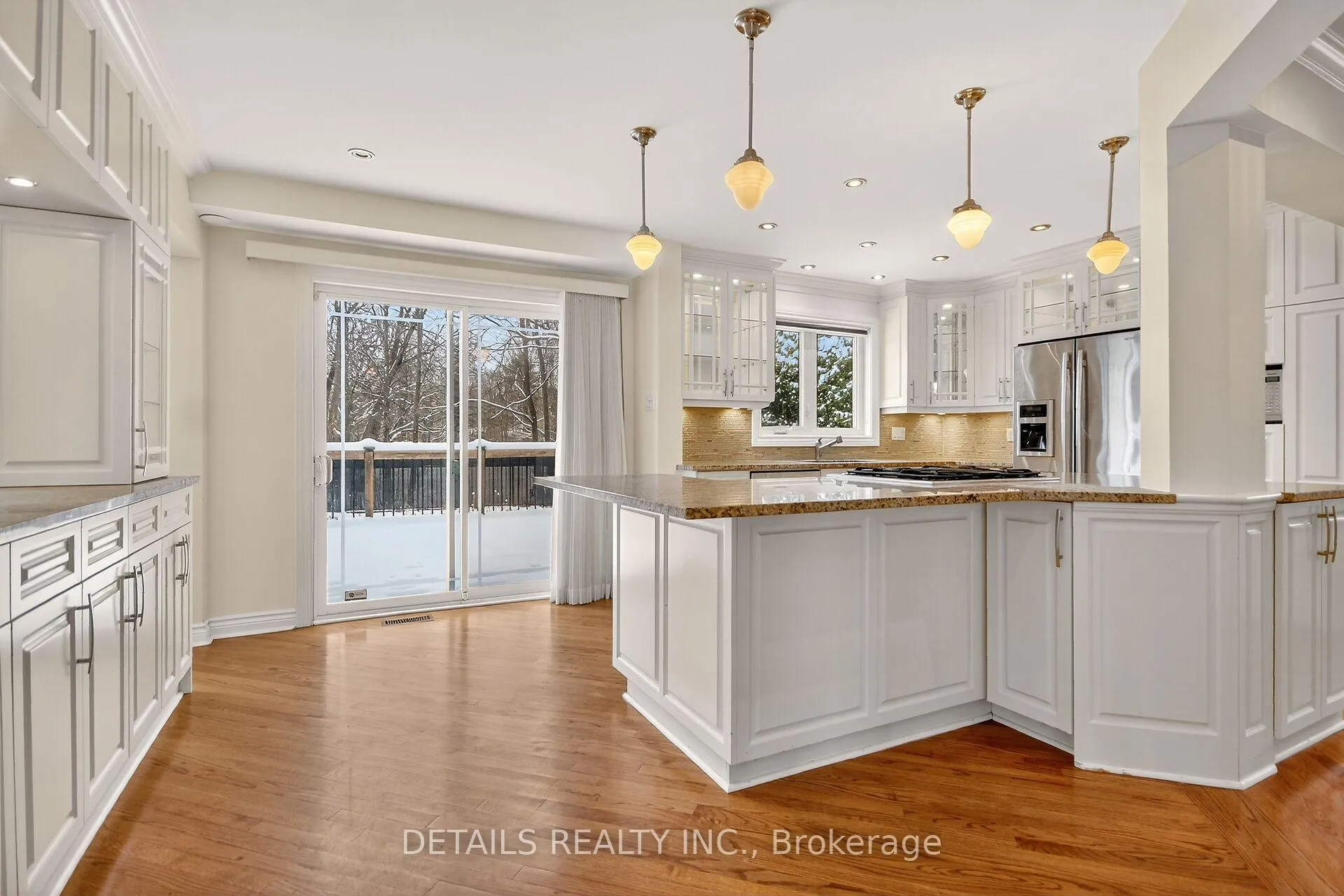 Photo 16 of 41 Weslock Way, Ottawa, Kanata - Kanata Lakes/Heritage Hills — HOMEH