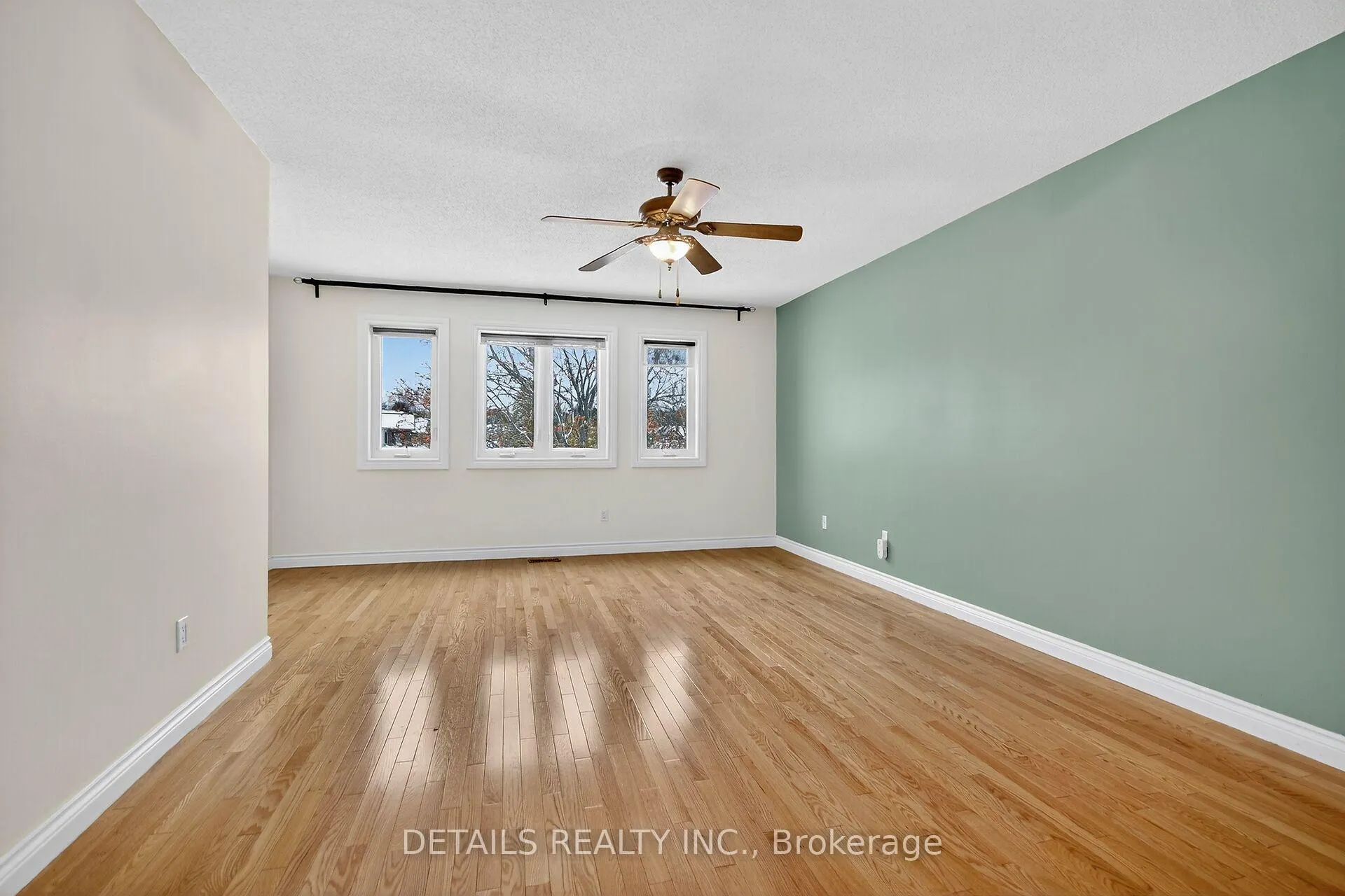 Photo 22 of 41 Weslock Way, Ottawa, Kanata - Kanata Lakes/Heritage Hills — HOMEH