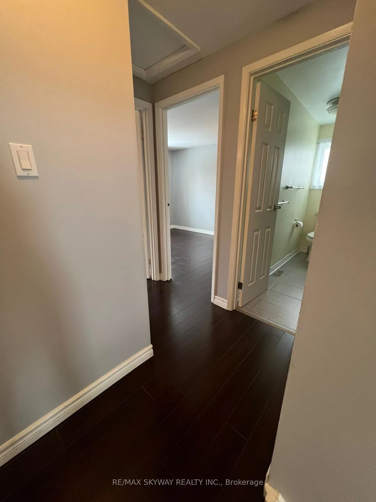 Photo 5 of 18 Matthew Court, Kitchener — HOMEH