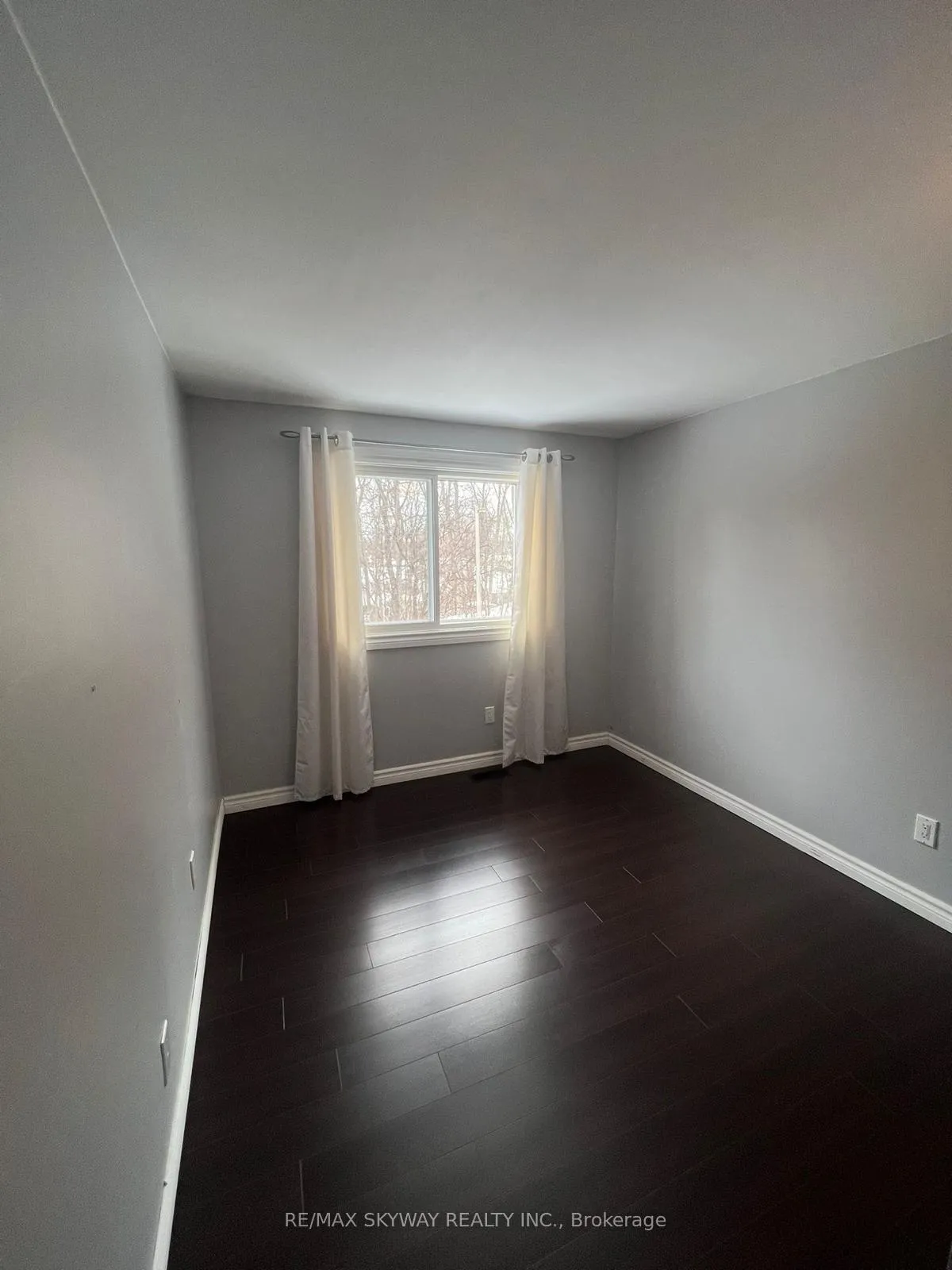 Photo 11 of 18 Matthew Court, Kitchener — HOMEH