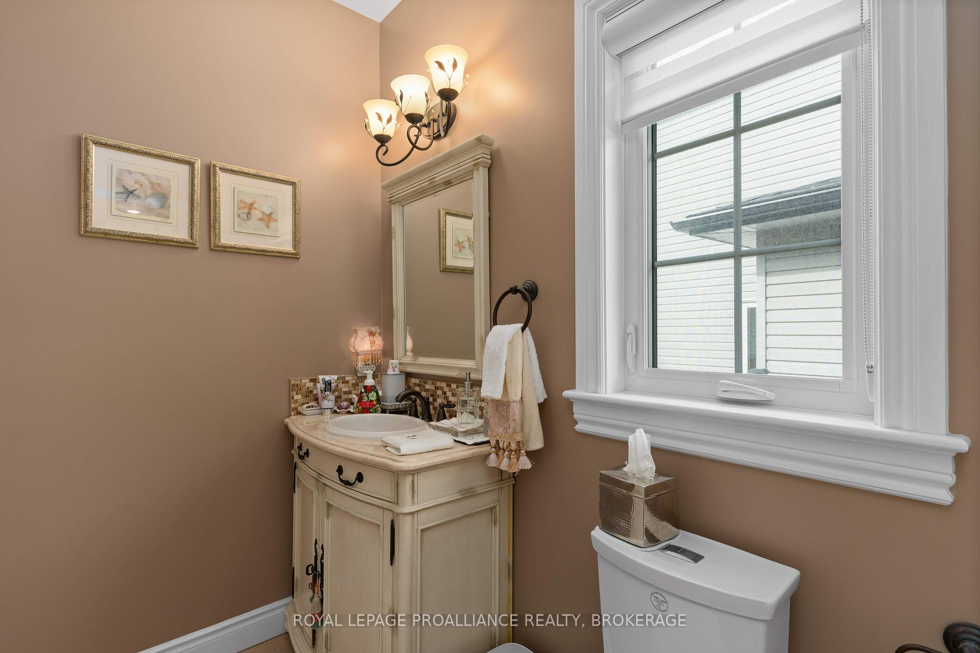 Photo 15 of 102 Blakely Street, Loyalist, Amherstview — HOMEH