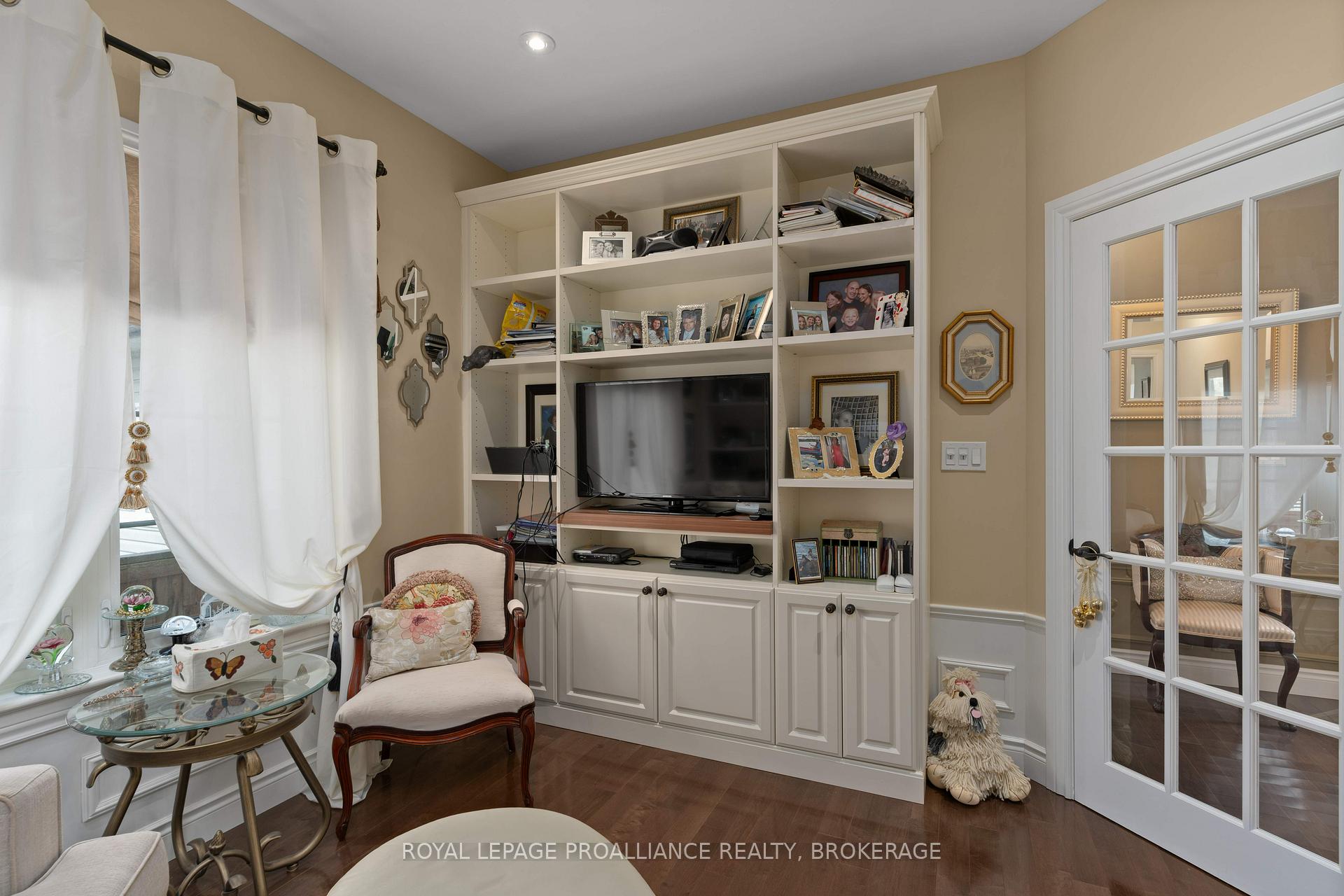 Photo 17 of 102 Blakely Street, Loyalist, Amherstview — HOMEH