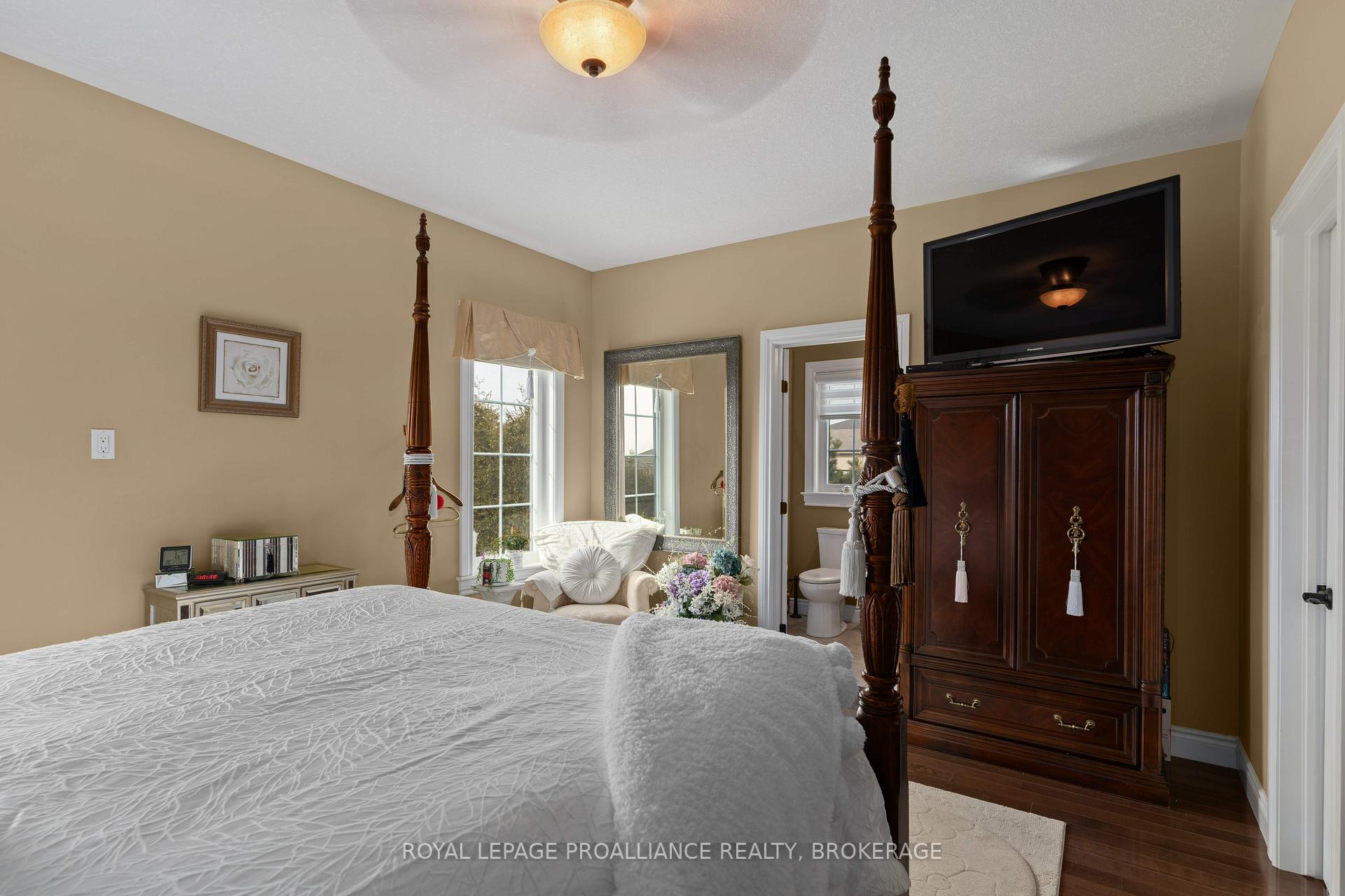 Photo 27 of 102 Blakely Street, Loyalist, Amherstview — HOMEH