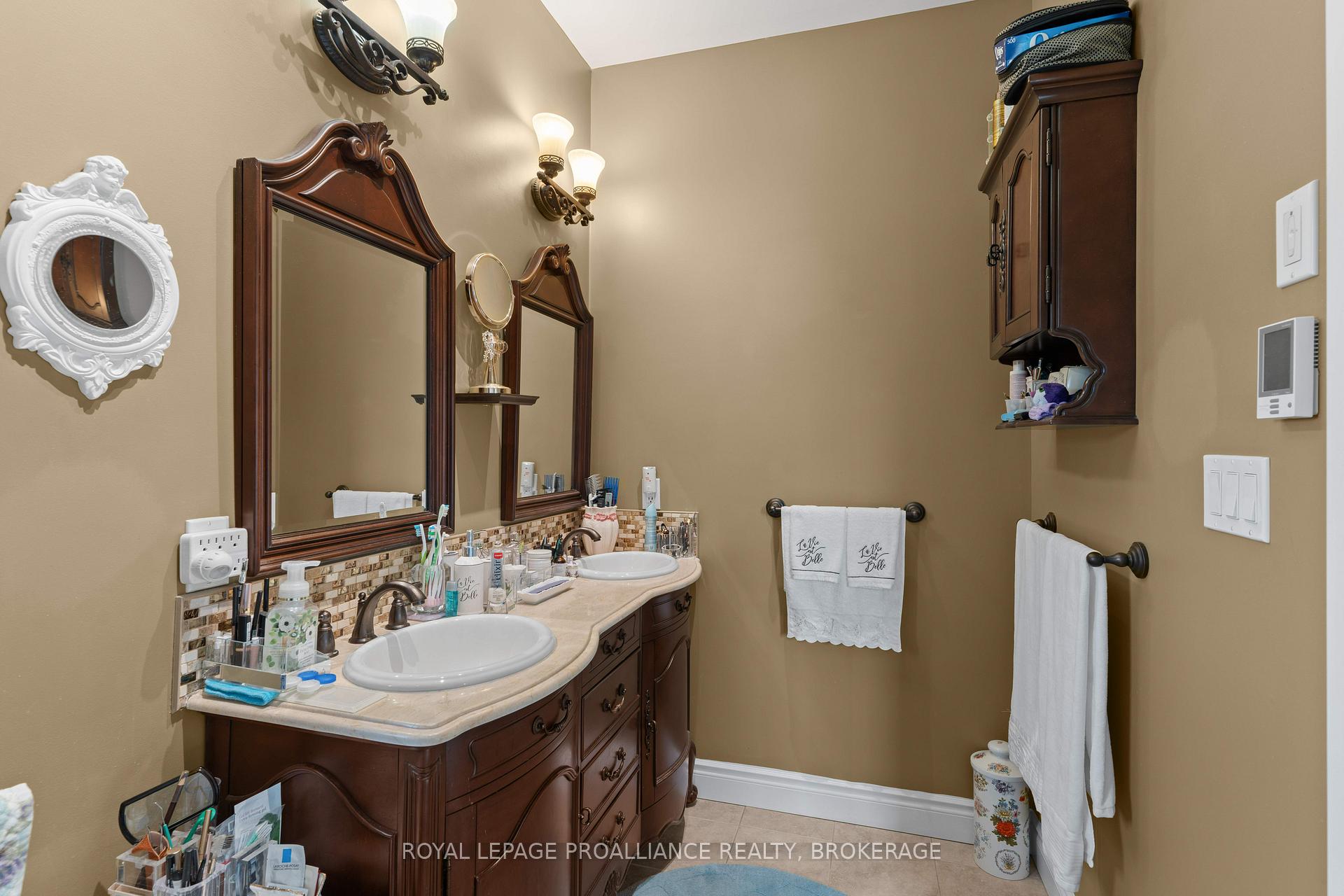 Photo 28 of 102 Blakely Street, Loyalist, Amherstview — HOMEH