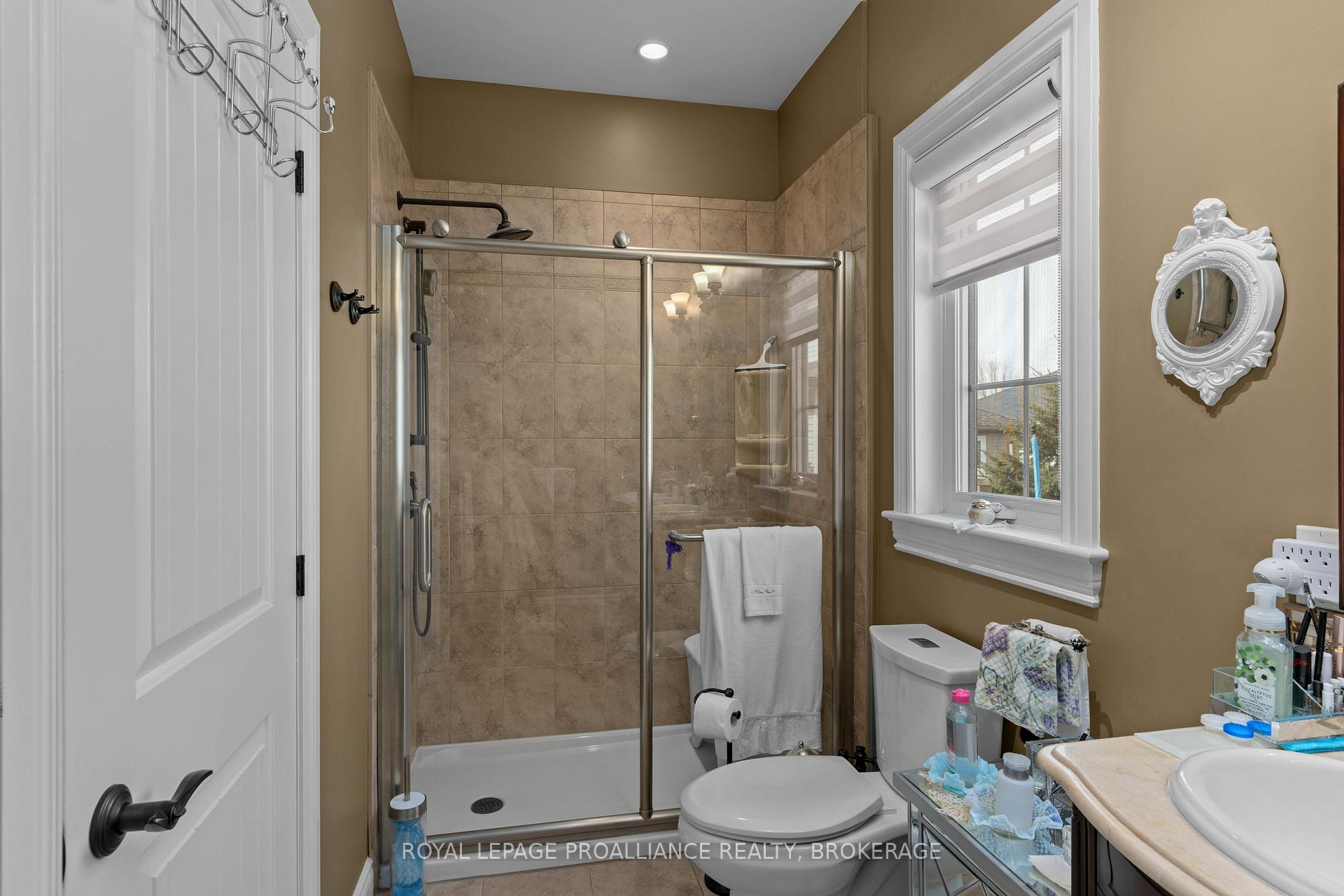 Photo 29 of 102 Blakely Street, Loyalist, Amherstview — HOMEH