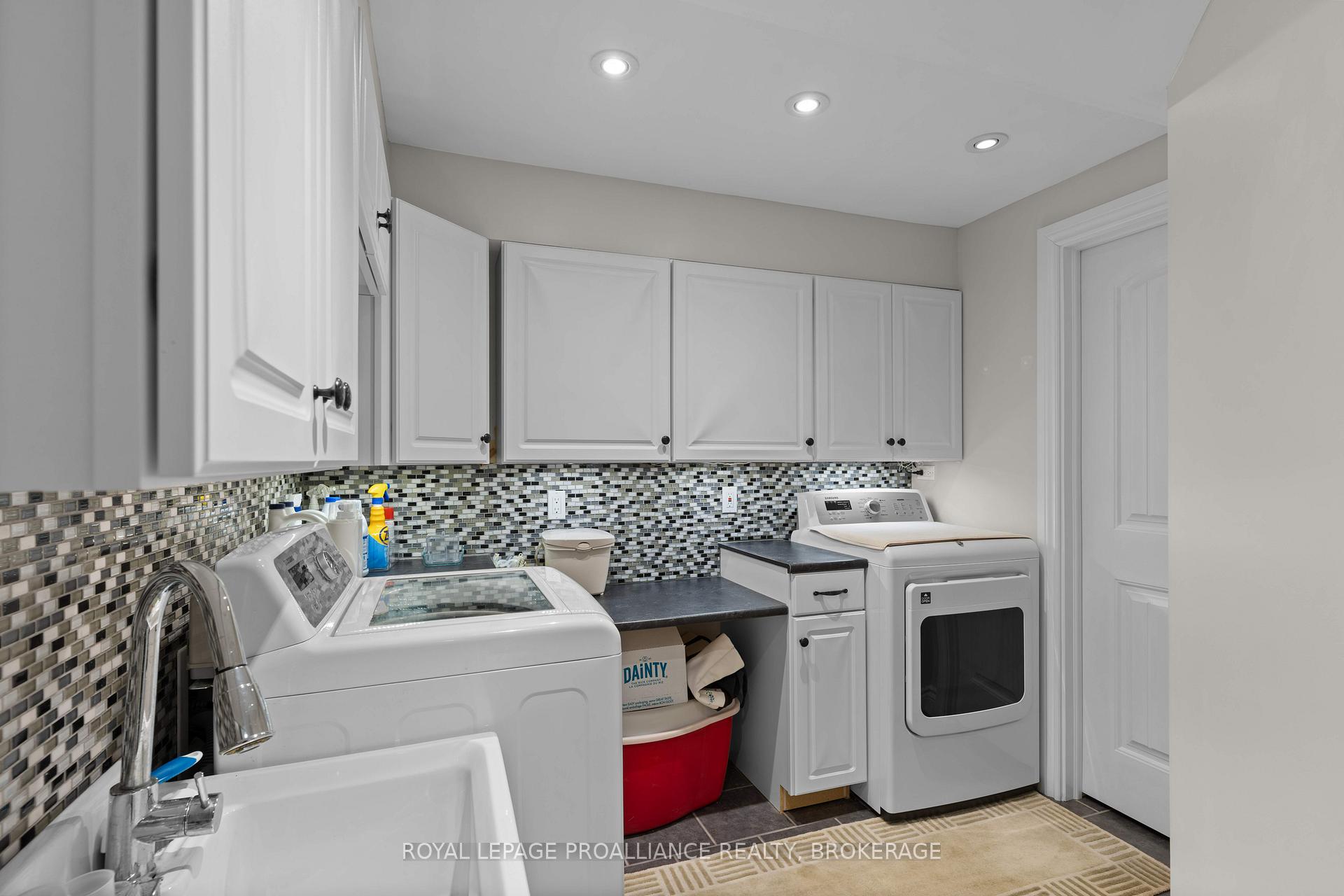 Photo 36 of 102 Blakely Street, Loyalist, Amherstview — HOMEH