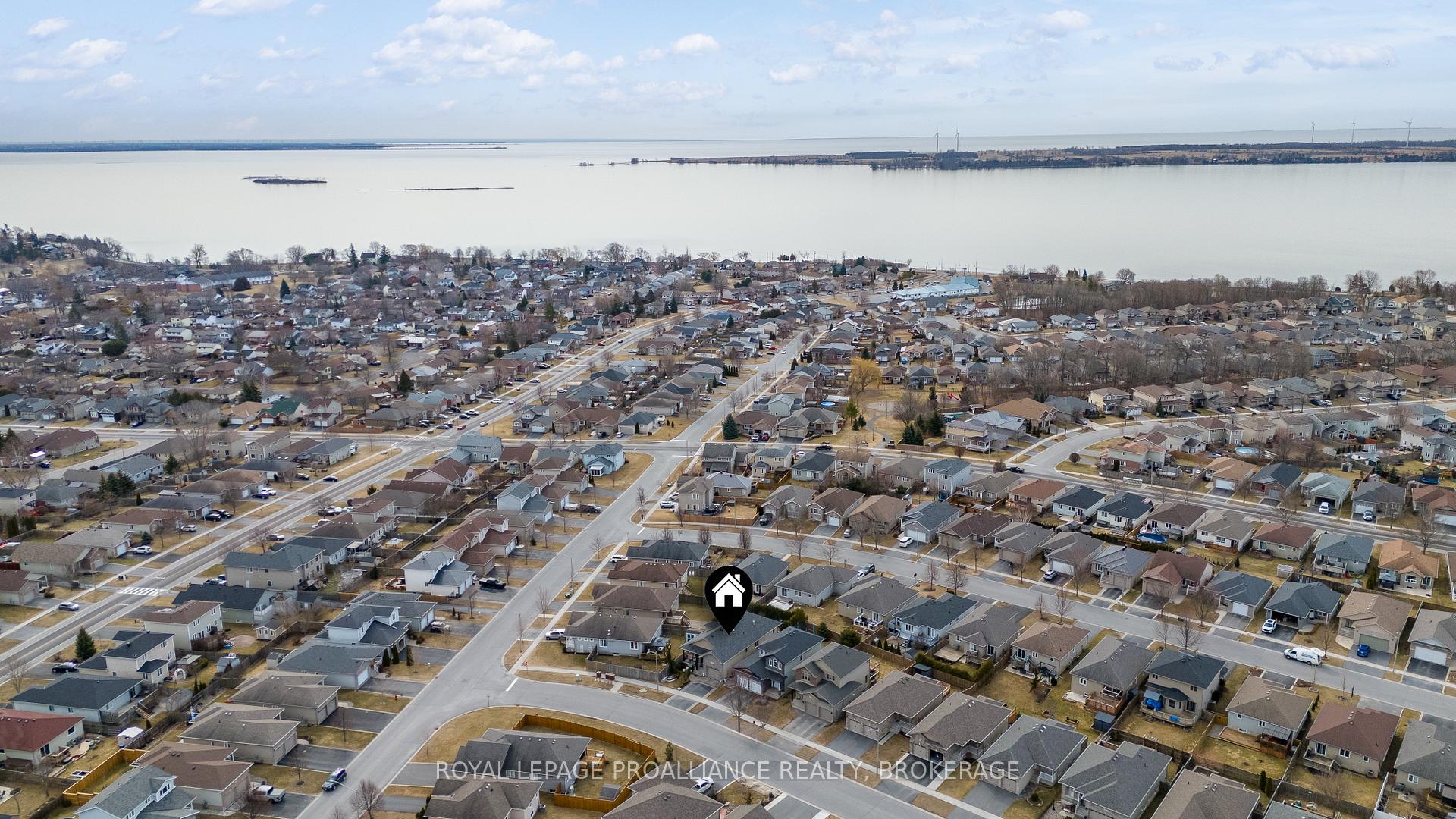 Photo 48 of 102 Blakely Street, Loyalist, Amherstview — HOMEH