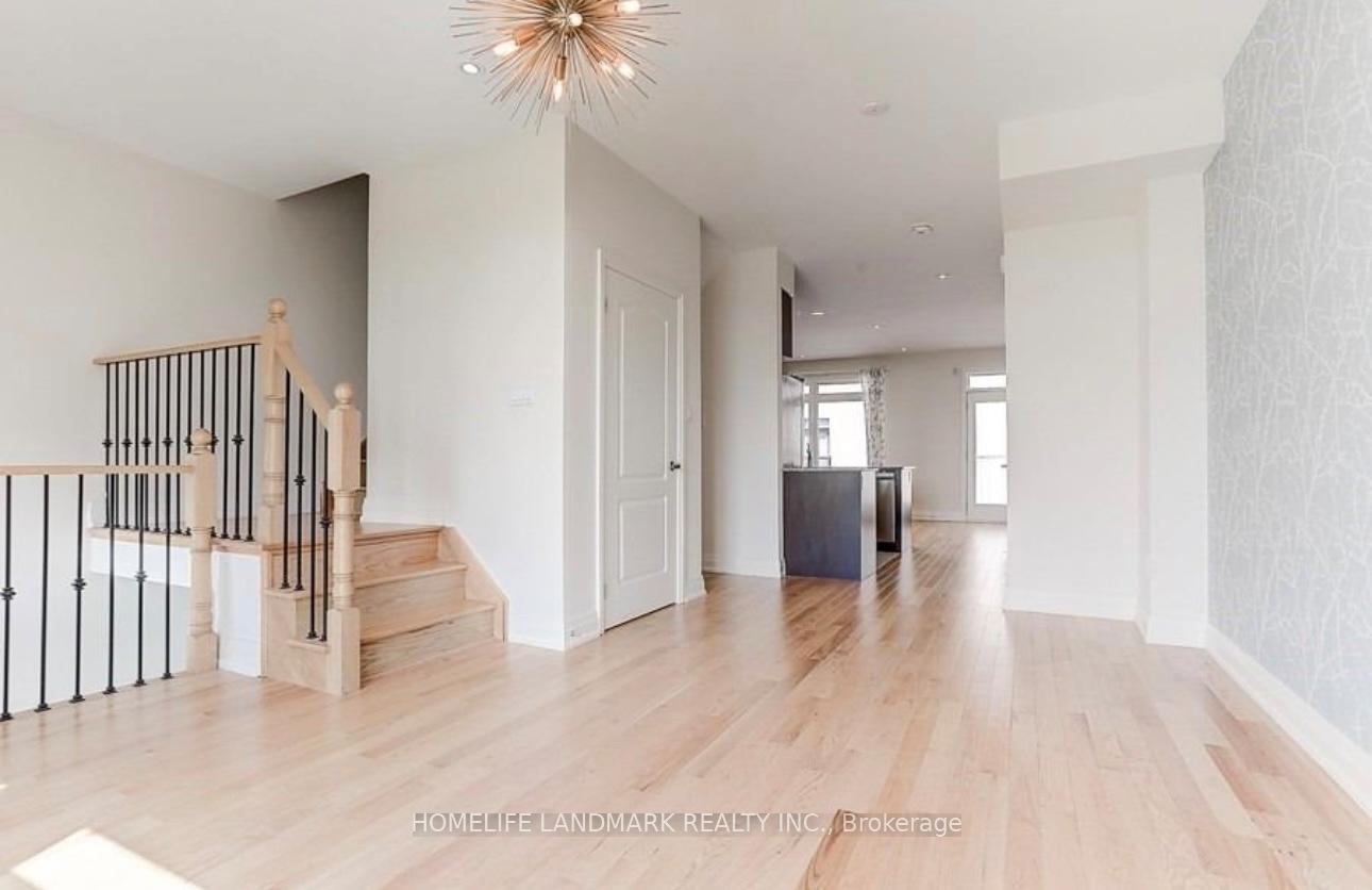 Photo 6 of 30 McClary's Way, Markham, Unionville — HOMEH