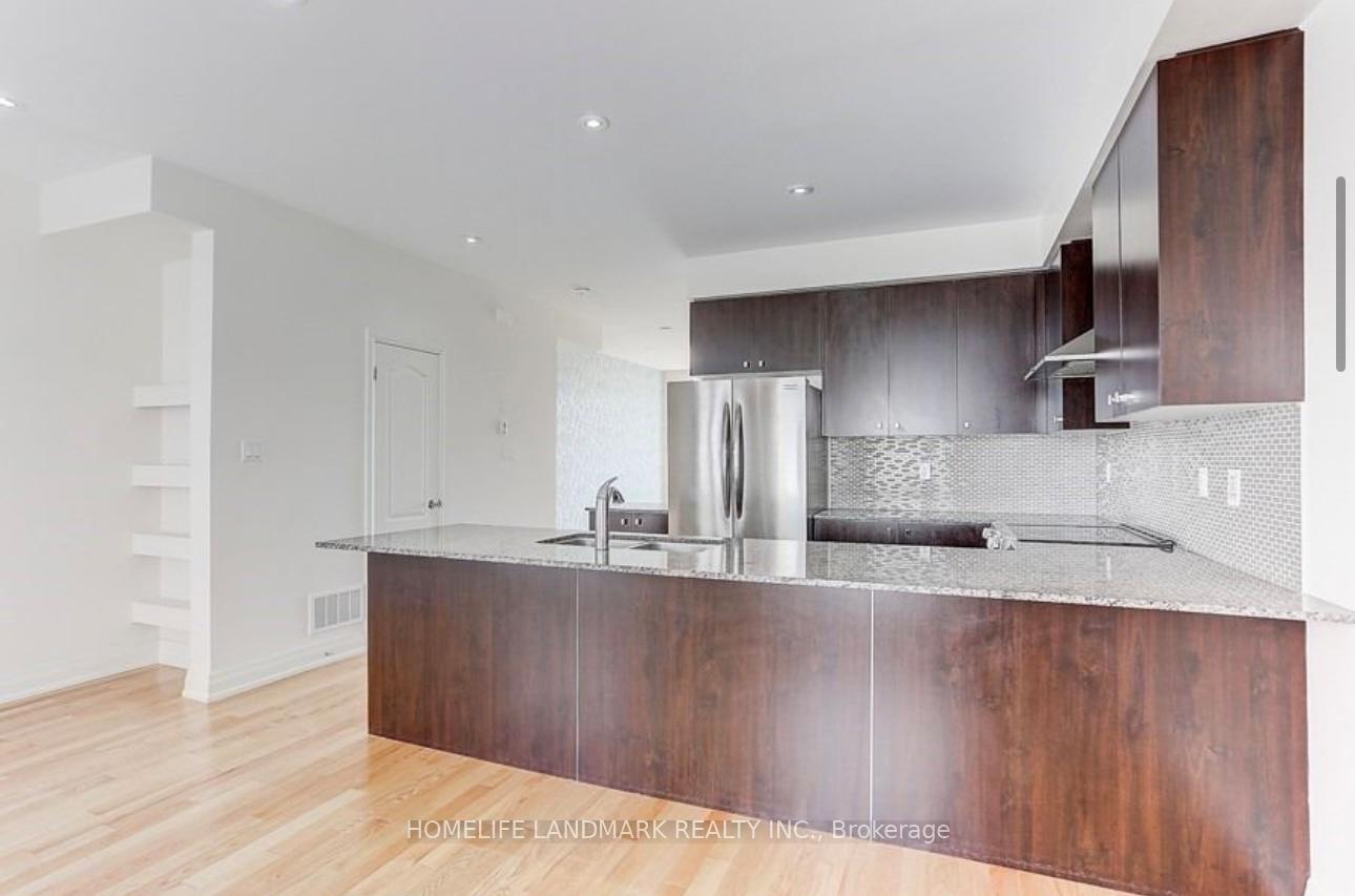 Photo 10 of 30 McClary's Way, Markham, Unionville — HOMEH