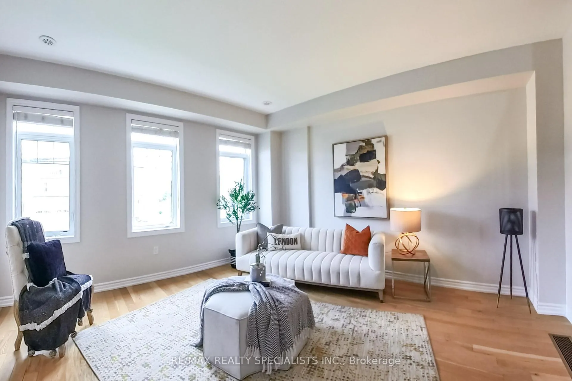 Photo 11 of 10953 Victoria Square Boulevard, Markham, Victoria Square — HOMEH