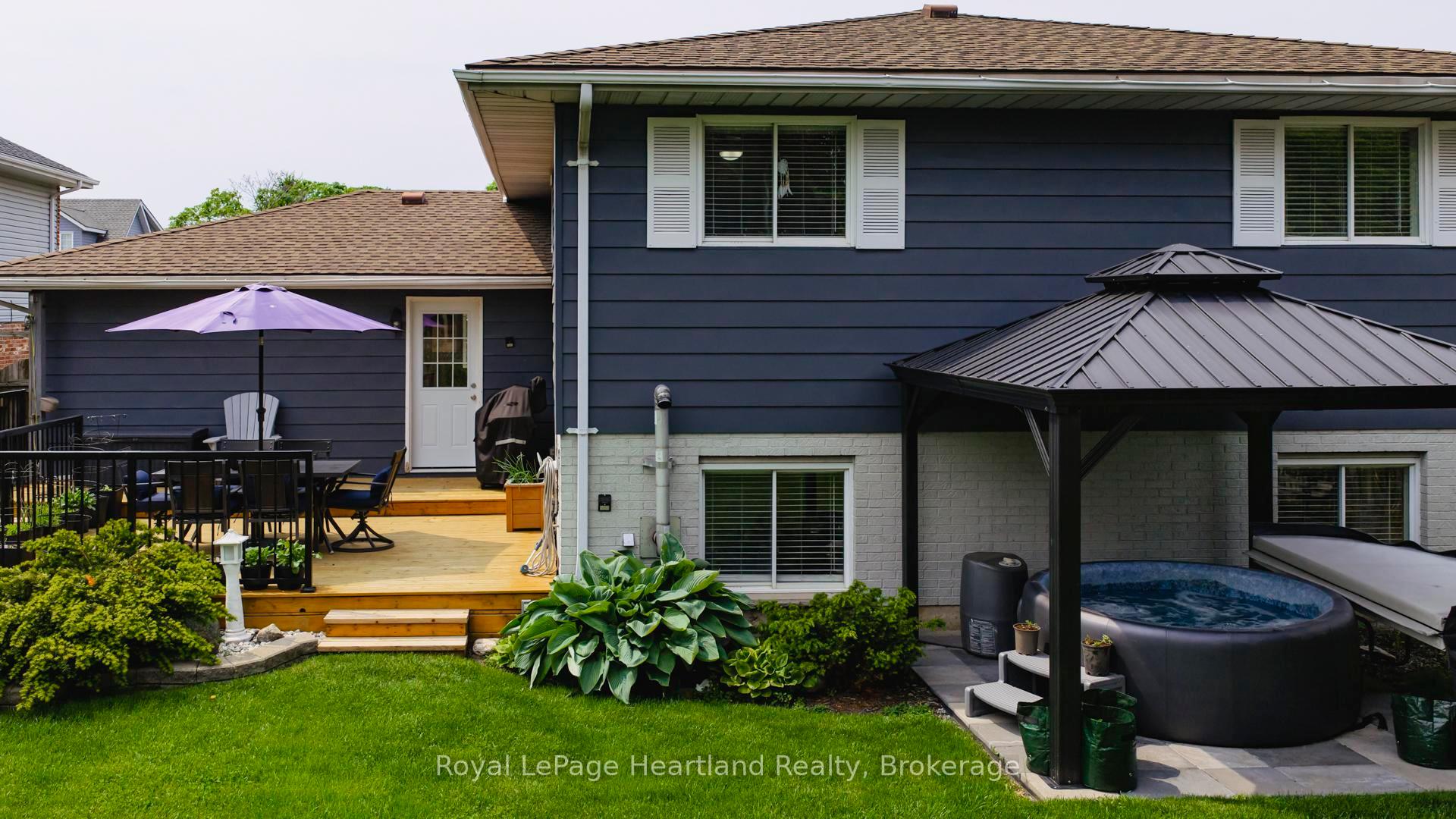Photo 2 of 651 Kennard Crescent, Kincardine — HOMEH
