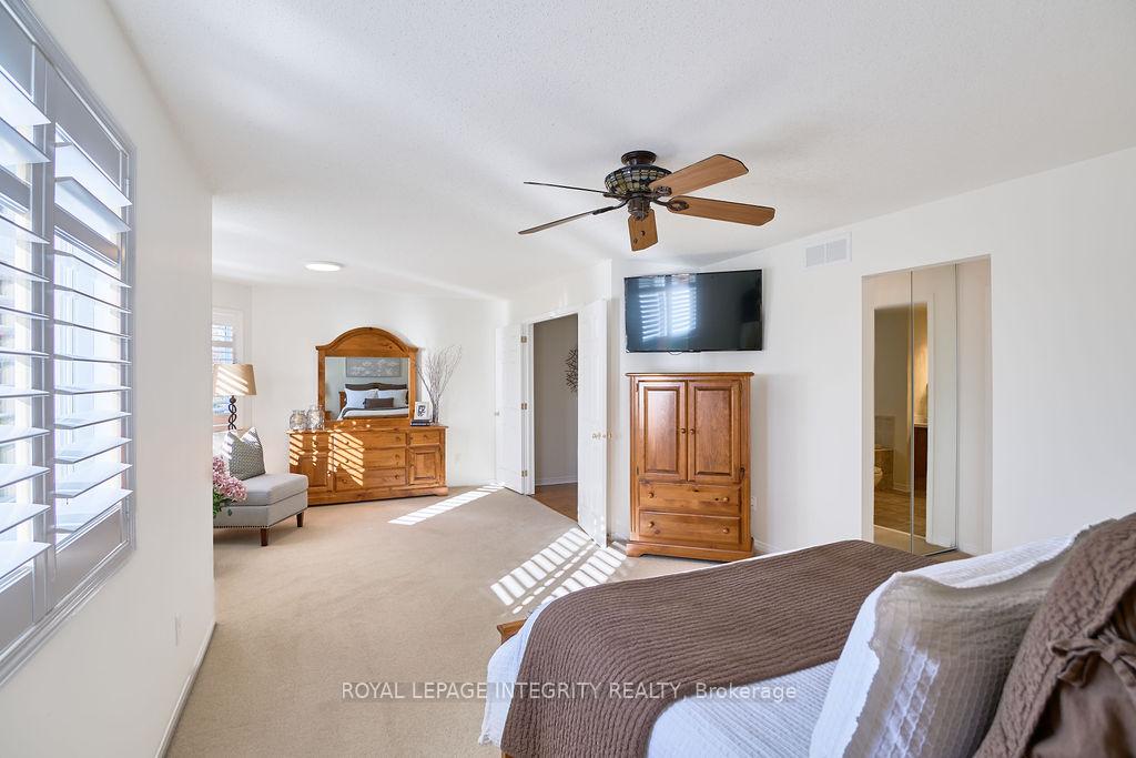 Photo 32 of 57 Insmill Crescent, Ottawa, Kanata - Kanata Lakes/Heritage Hills — HOMEH