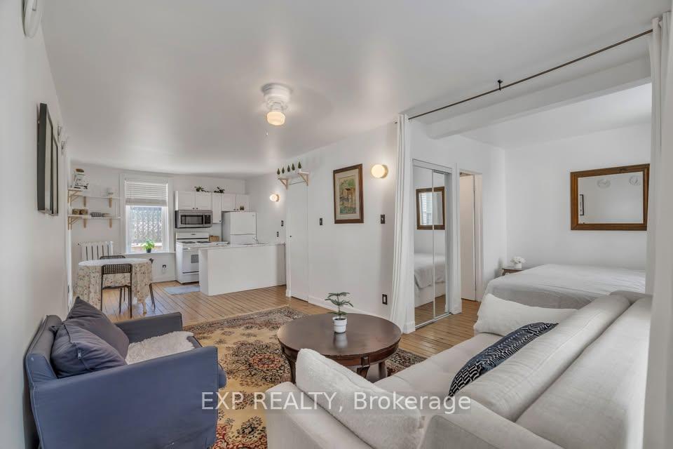 Photo 8 of Unit 4, 208 Clarence Street, Ottawa, Lower Town/Byward Market — HOMEH