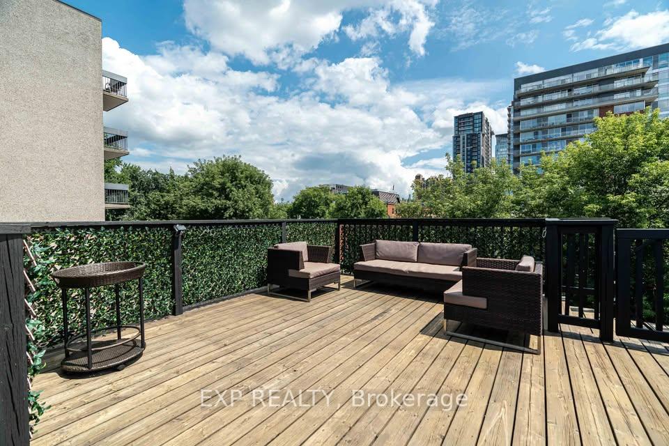 Photo 15 of Unit 4, 208 Clarence Street, Ottawa, Lower Town/Byward Market — HOMEH