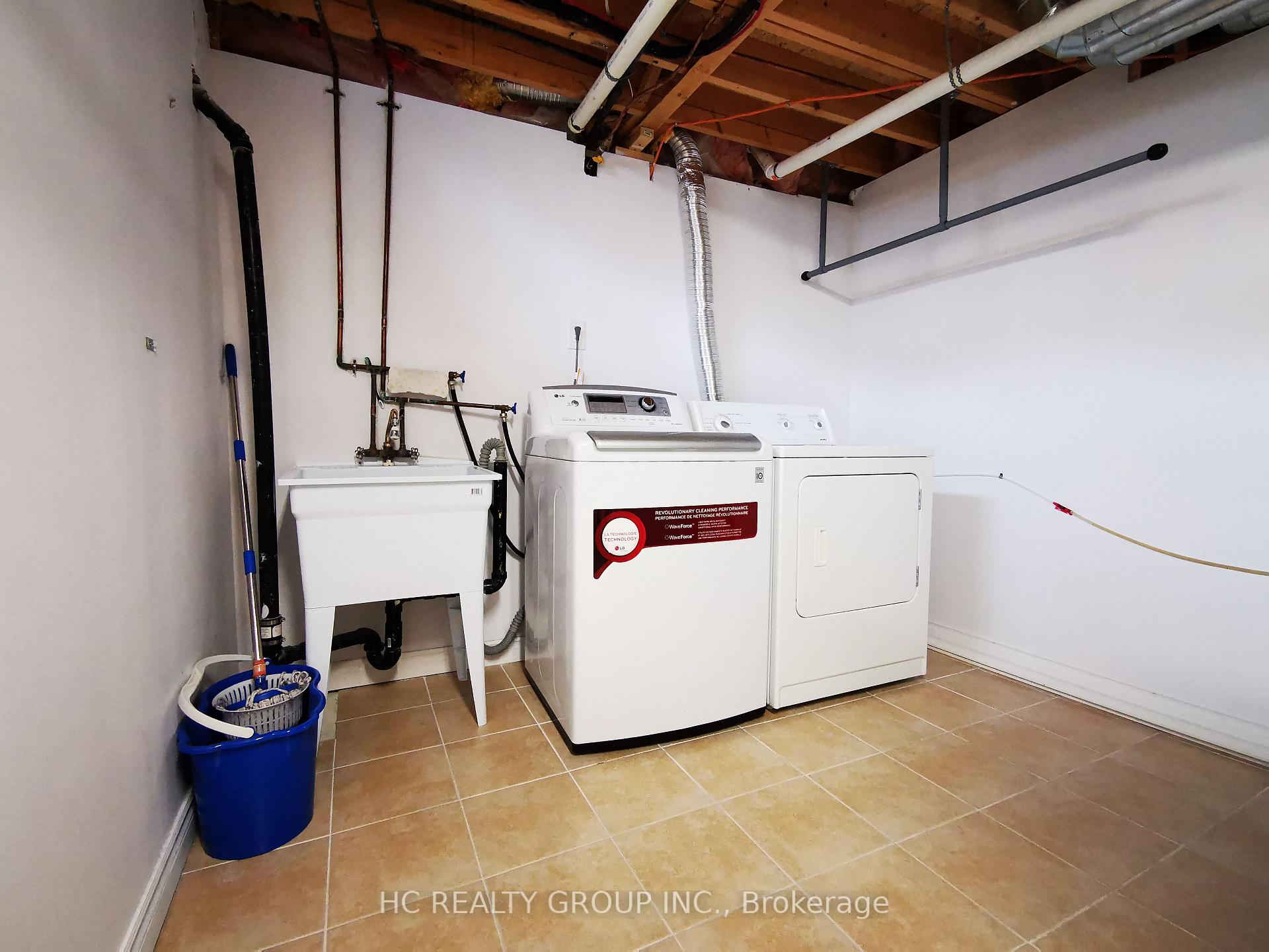 Photo 23 of 16 Vecchia Street, Markham, Wismer — HOMEH
