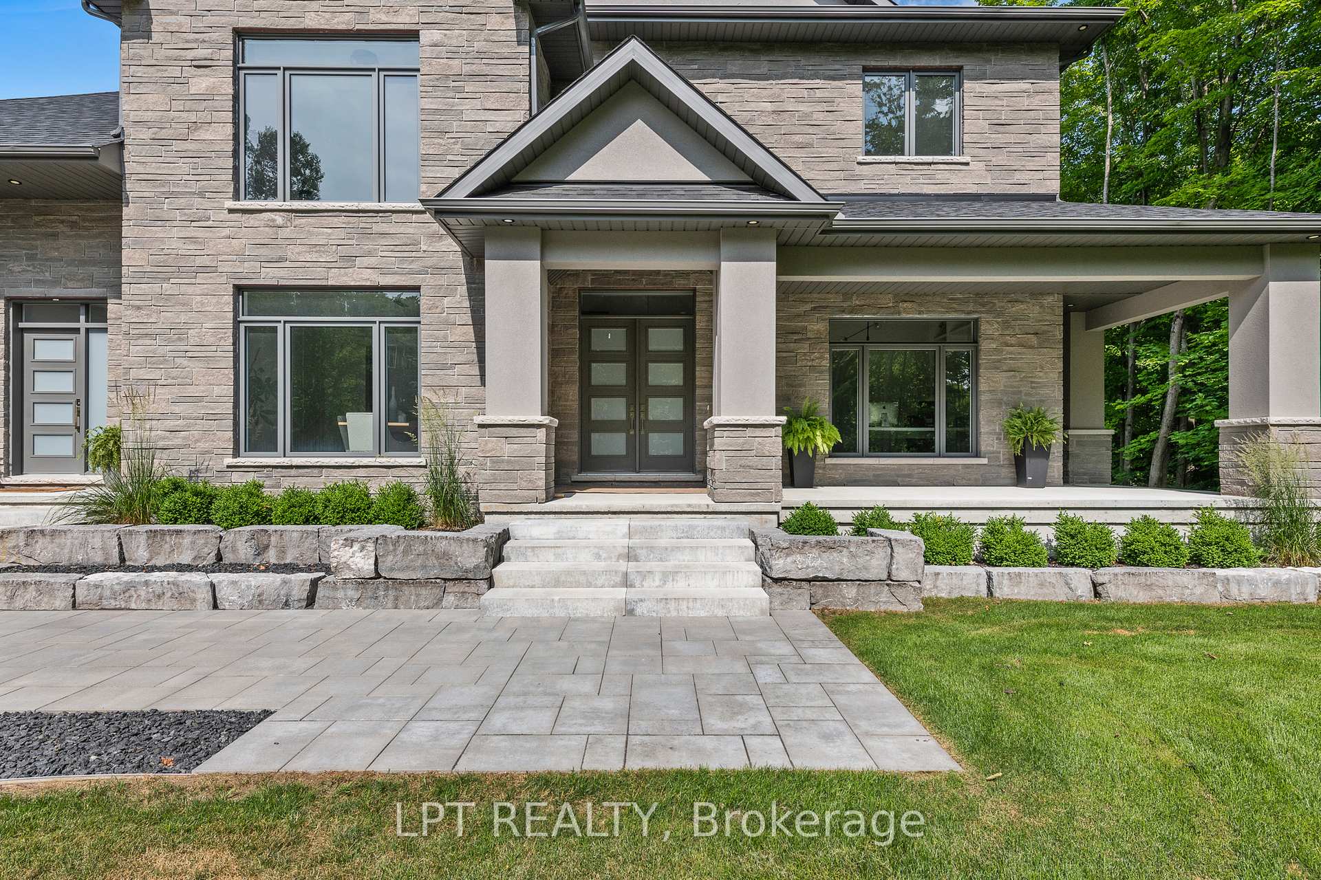 Photo 6 of 5740 Queenscourt Crescent, Ottawa, Manotick East to Manotick Station — HOMEH