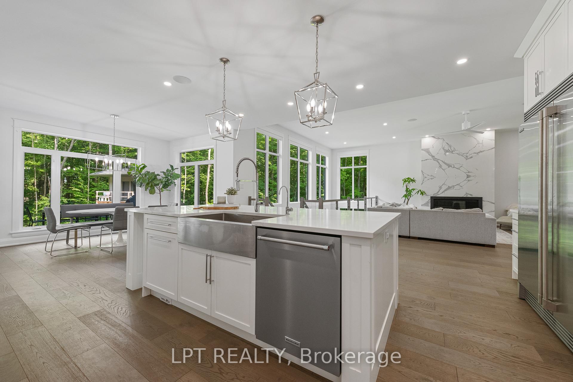 Photo 18 of 5740 Queenscourt Crescent, Ottawa, Manotick East to Manotick Station — HOMEH