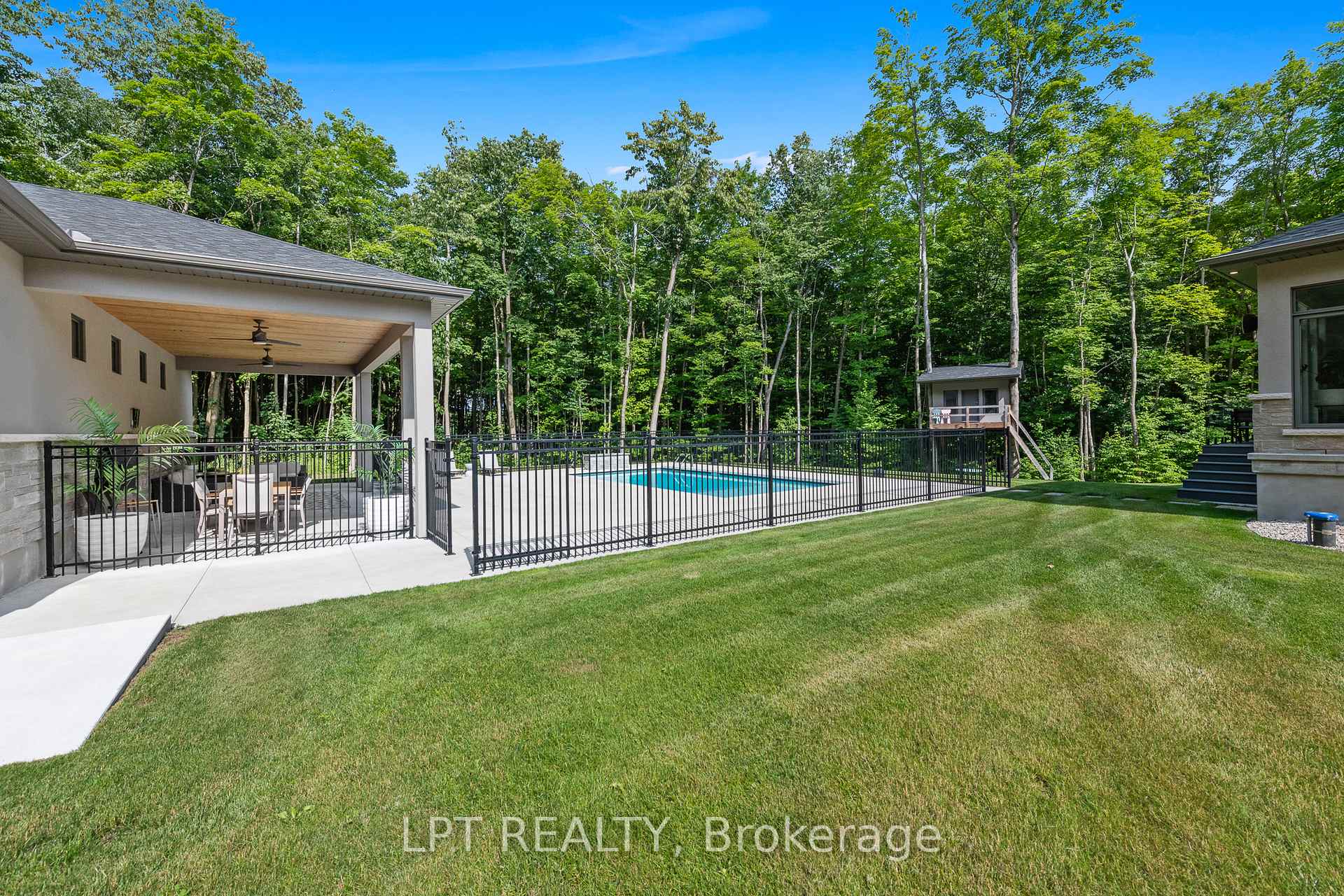 Photo 42 of 5740 Queenscourt Crescent, Ottawa, Manotick East to Manotick Station — HOMEH