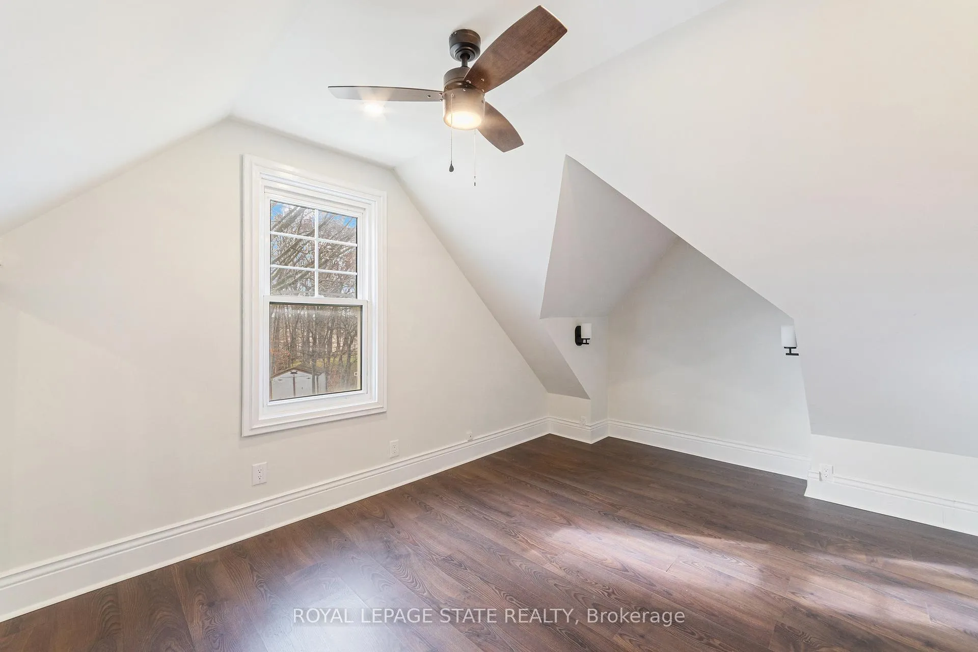 Photo 17 of 2383 Kirk Road, Hamilton, Binbrook — HOMEH